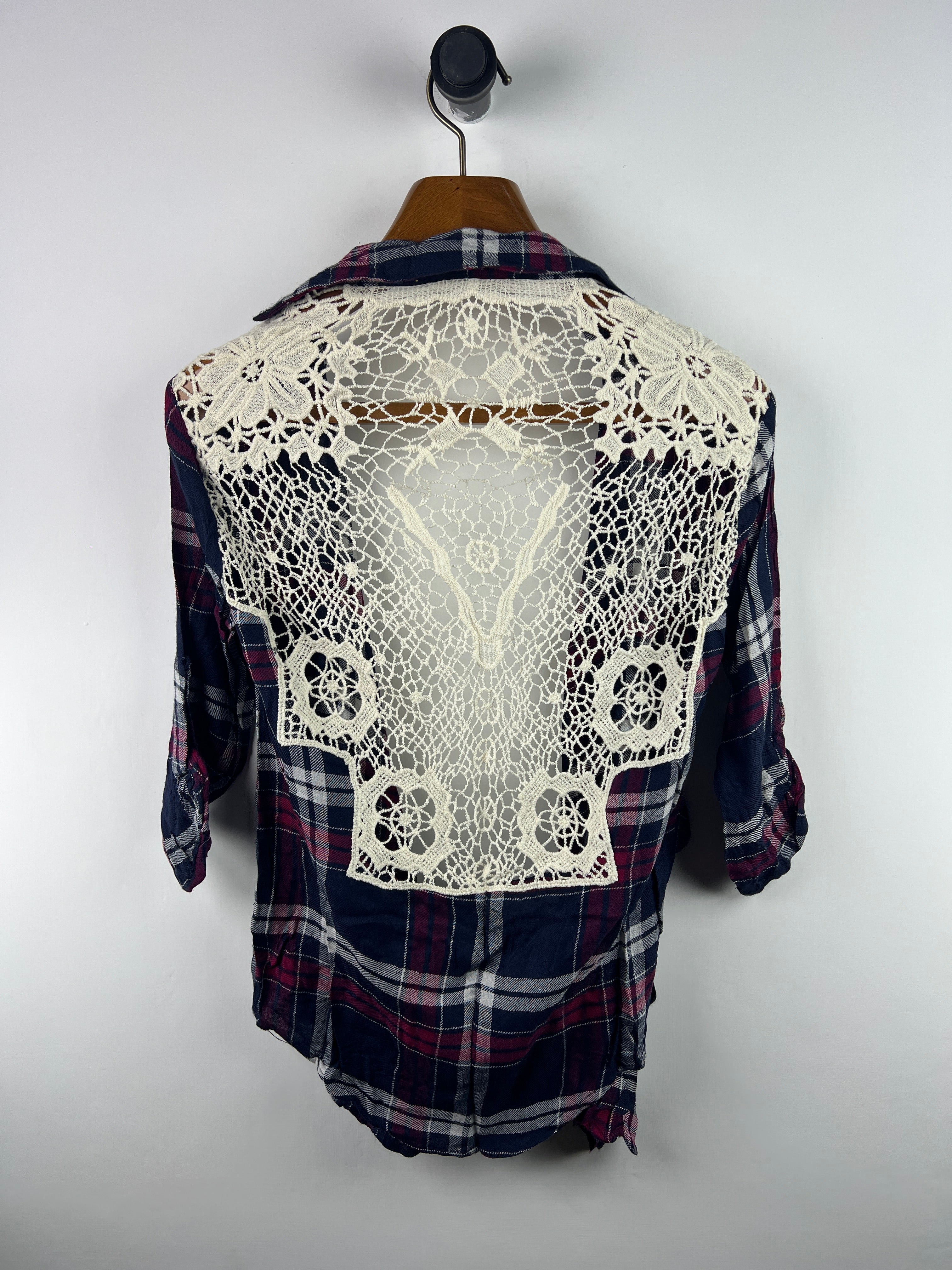 Ardene Blouse (Women) (Medium-Large)
