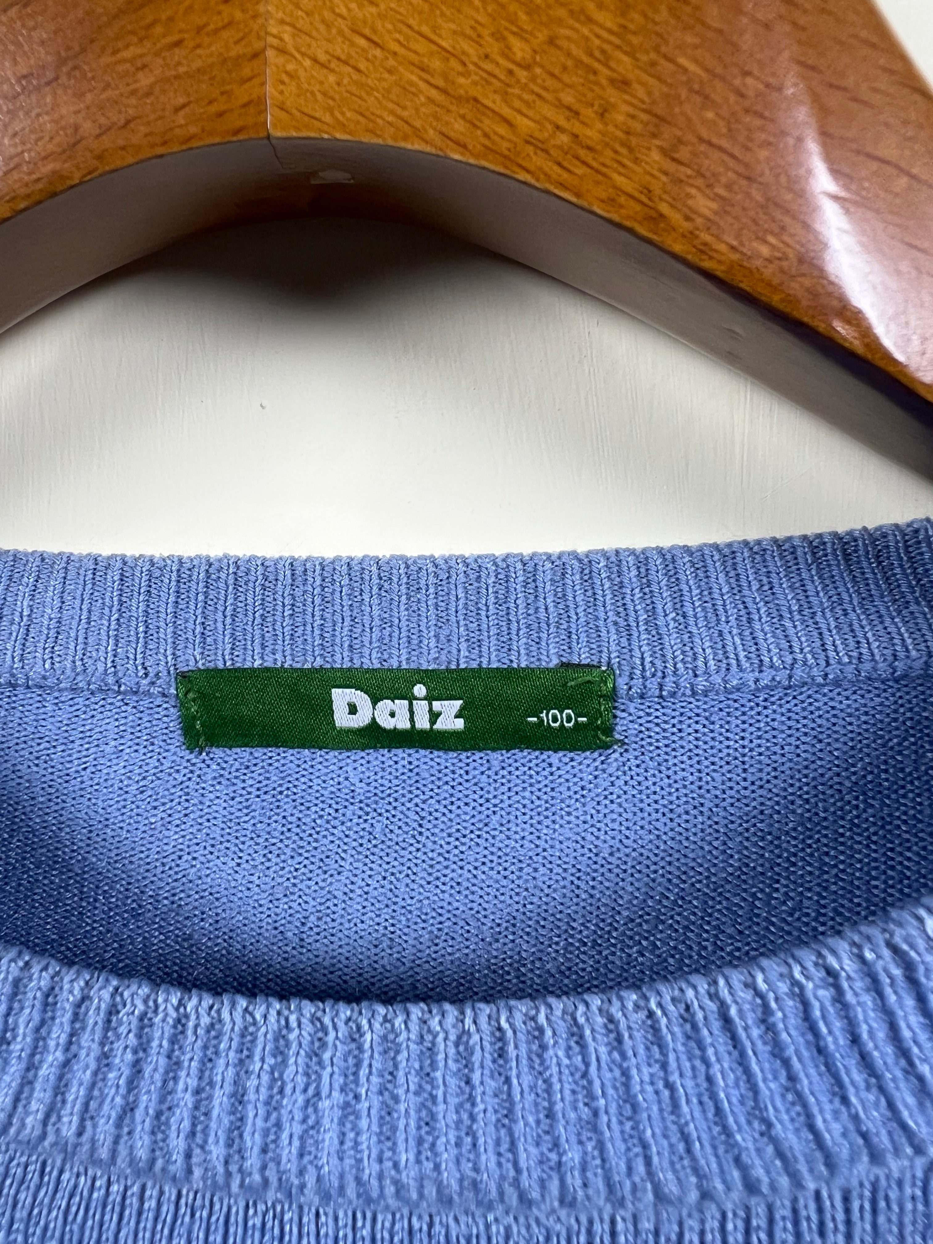 Daiz Sweater (Medium-Large)
