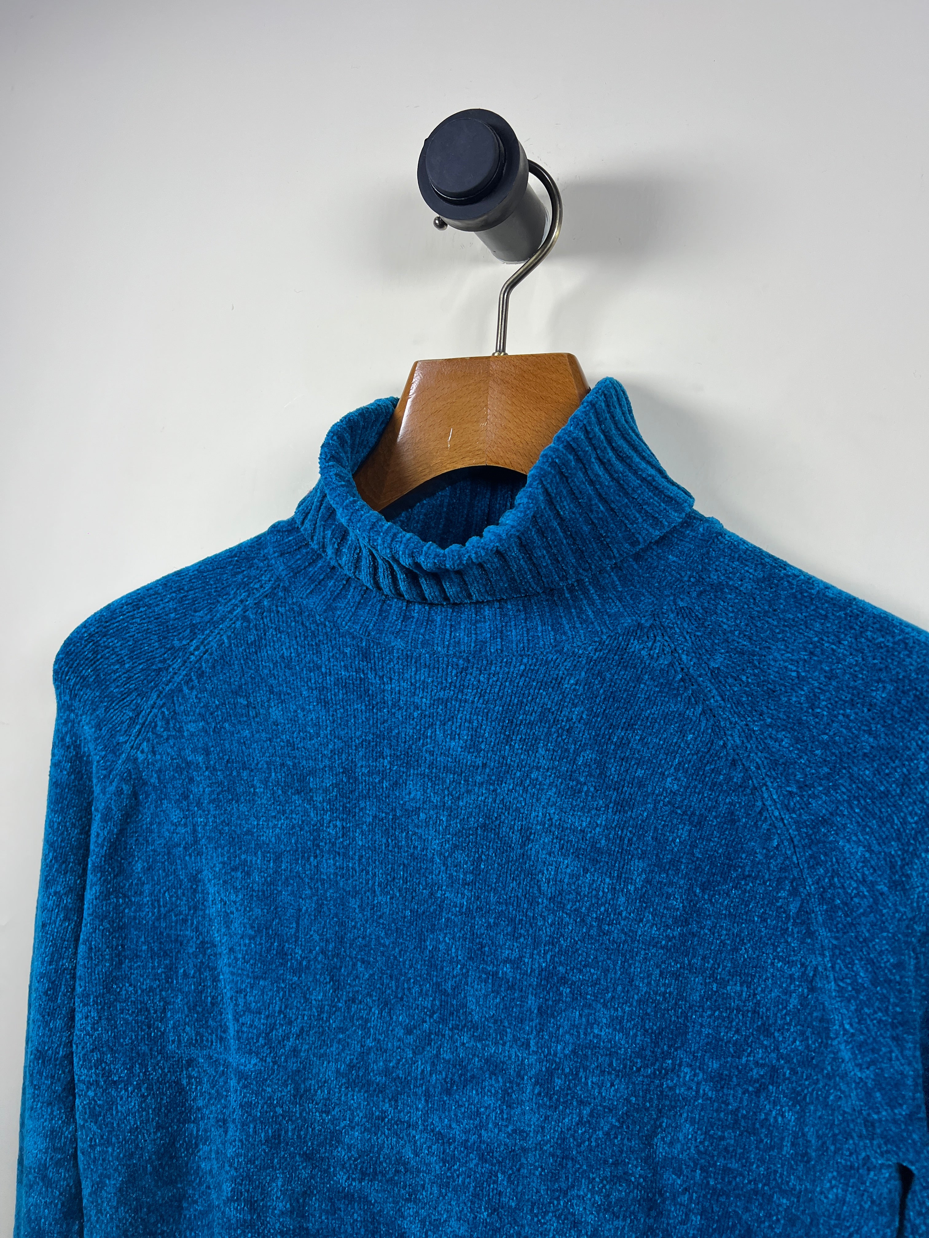 Chicos Turtle Neck Velvet Sweater (Women) (Small-Medium)
