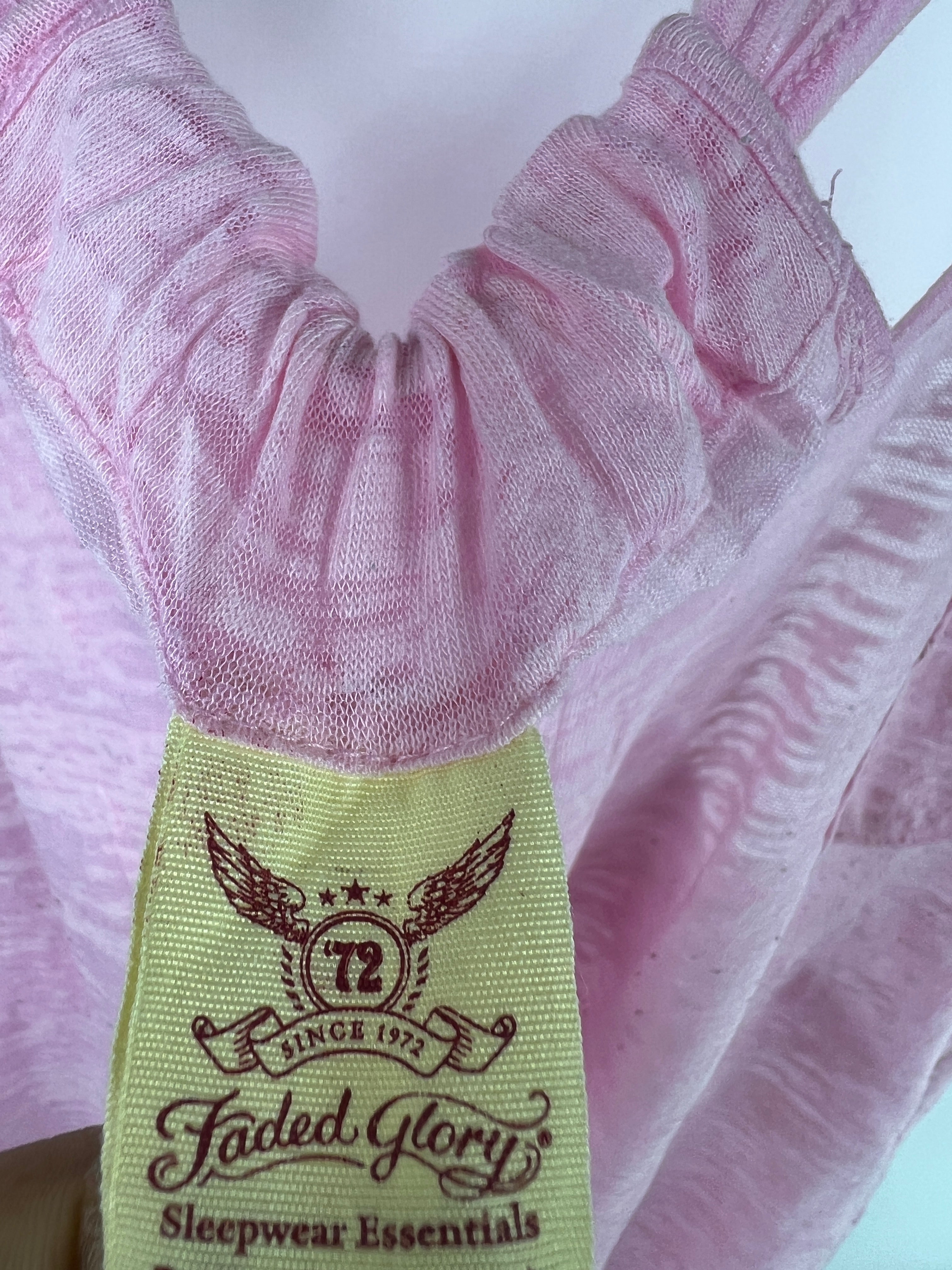 Faded Glory Tank Top (Women) (Medium-Large)