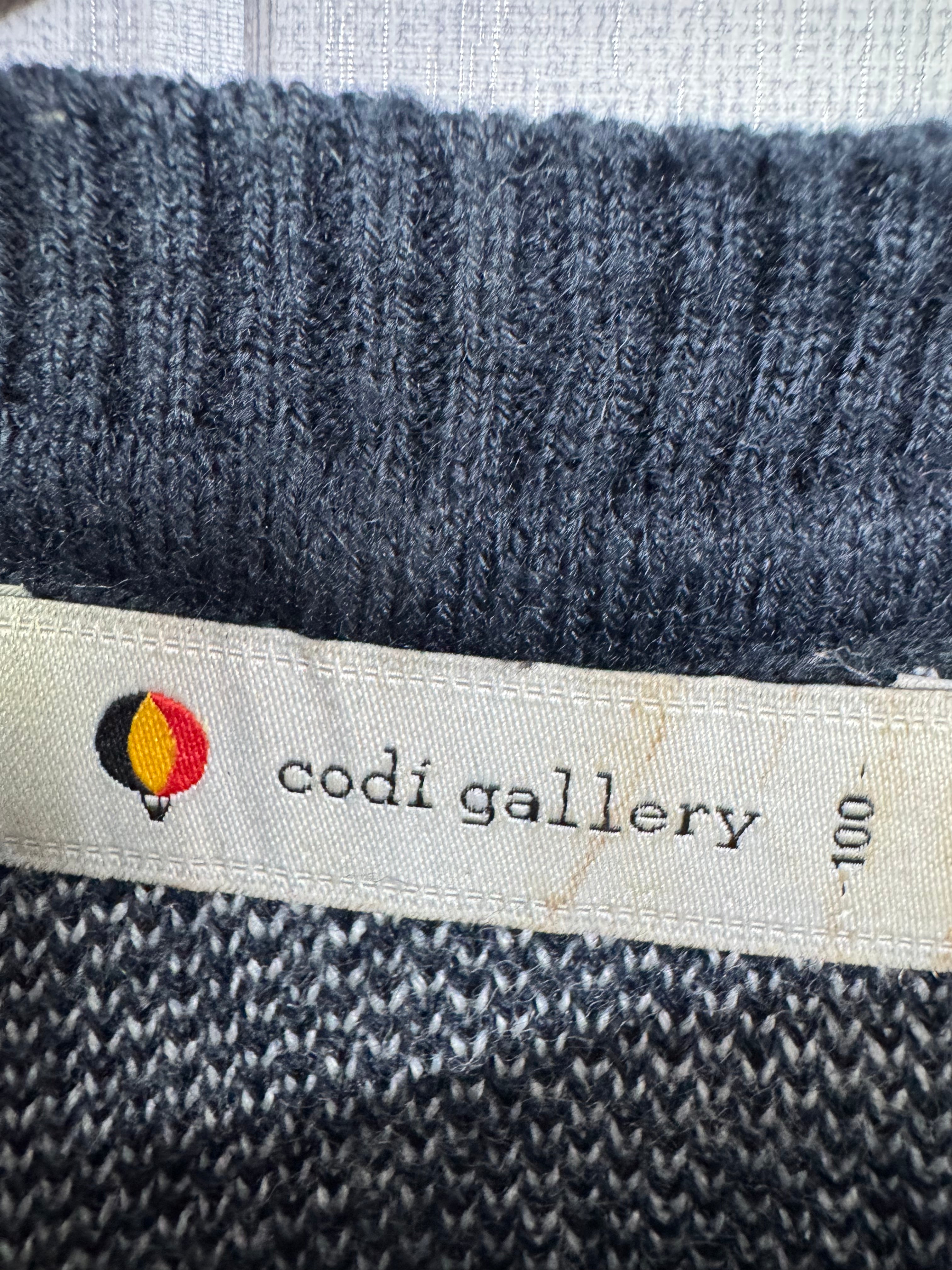 Codi Gallery Sweater (Medium)