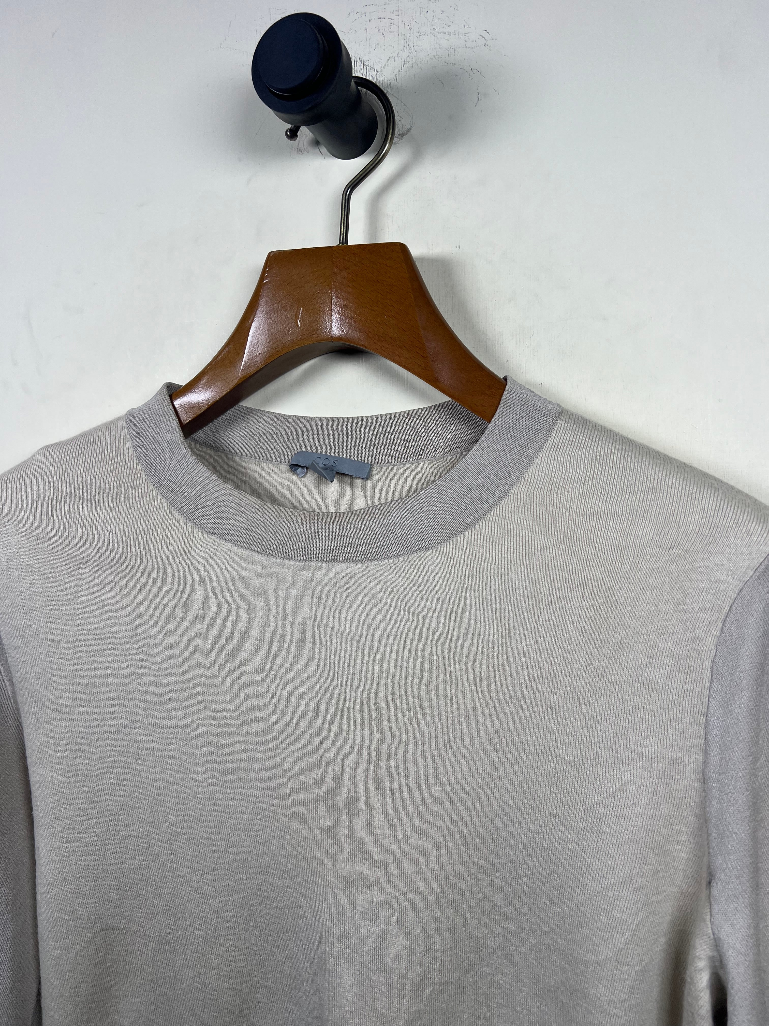 Cos Sweater (Women) (Large/X-Large)