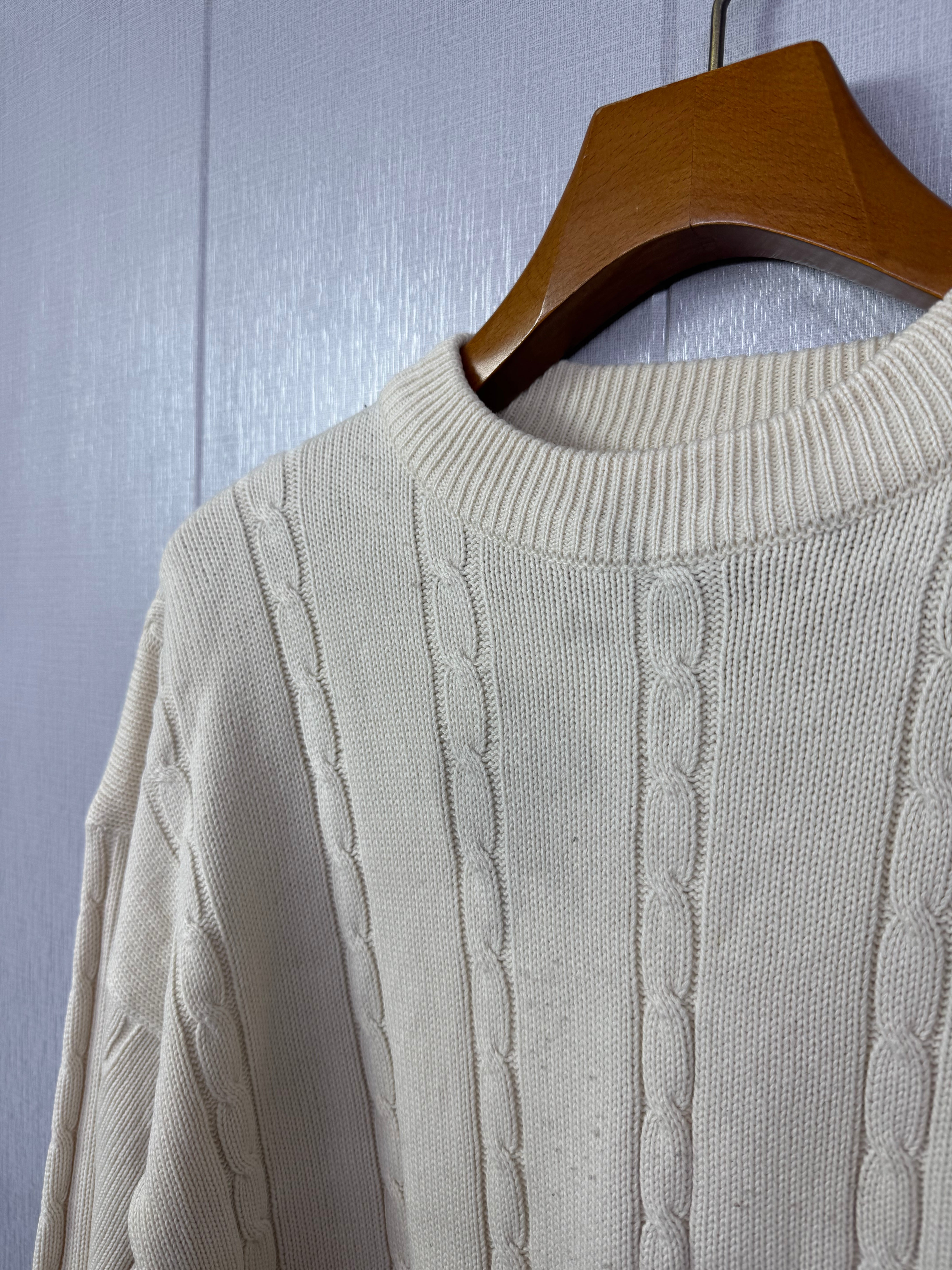 Goldwin Cable Knitted Sweater (Women) (Medium-Large)