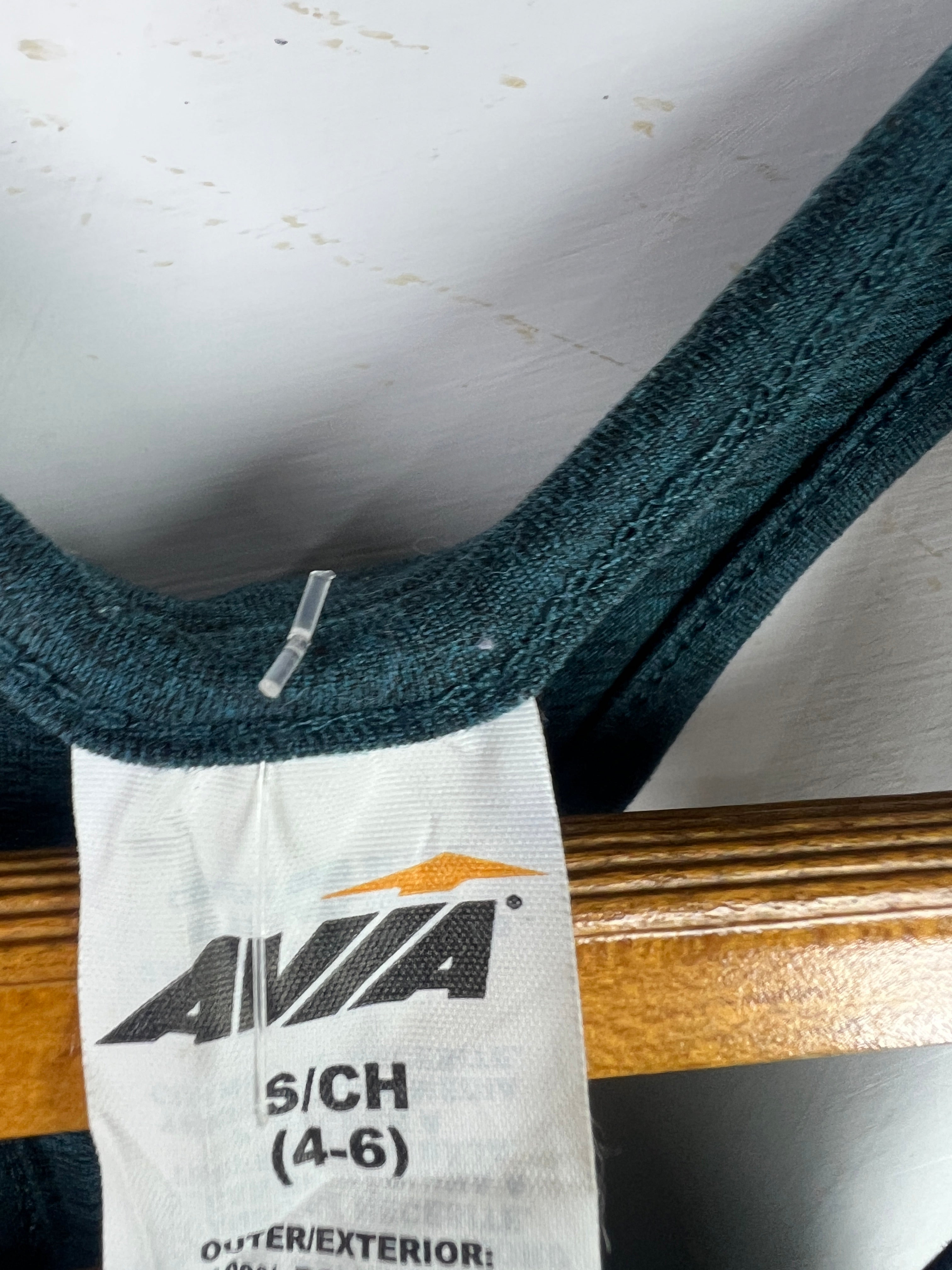 Avia Tank Top (Women) (X-Small/Small)