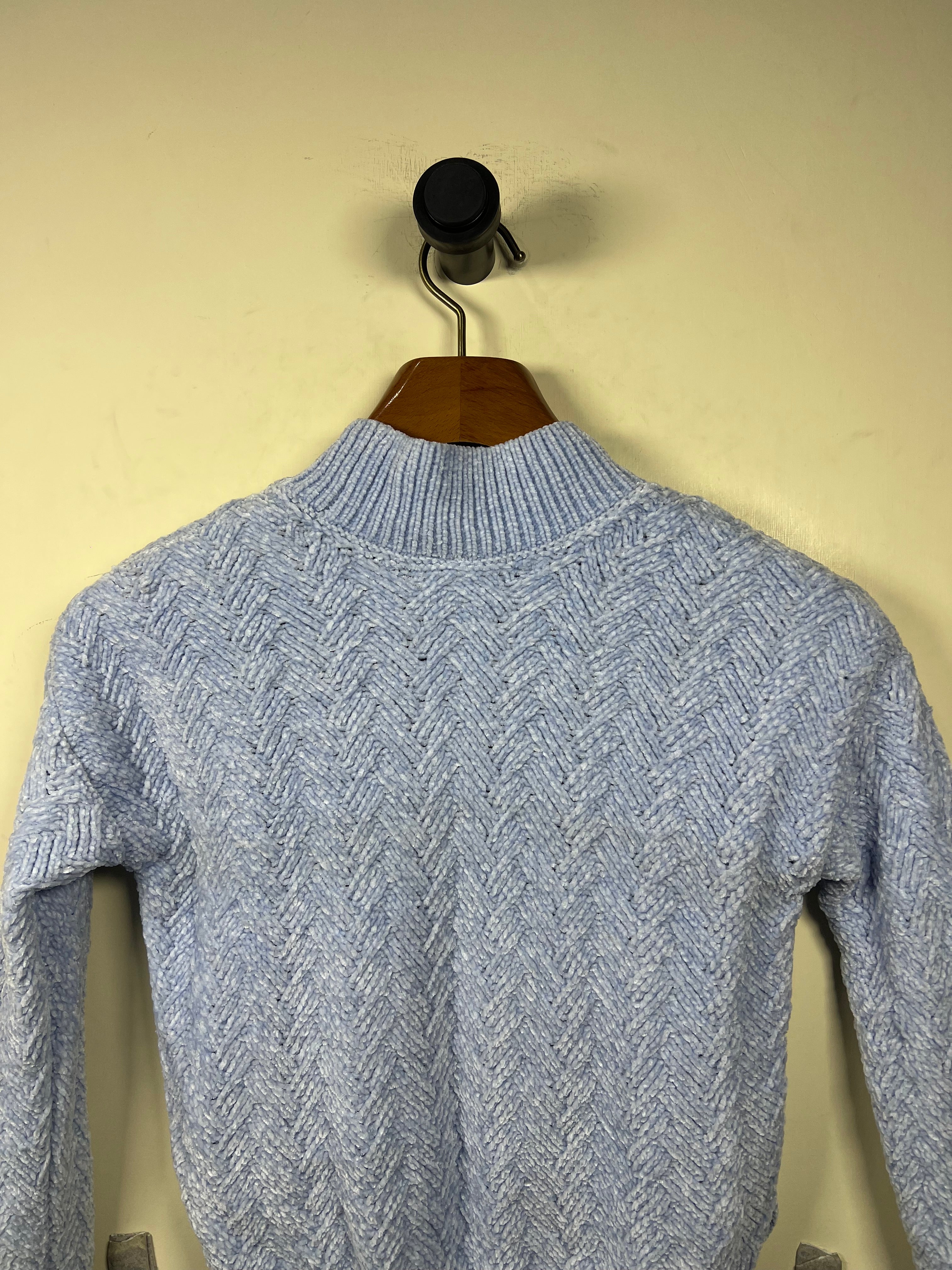 Osh Kosh Crop Velvet Sweater (Women) (Small)