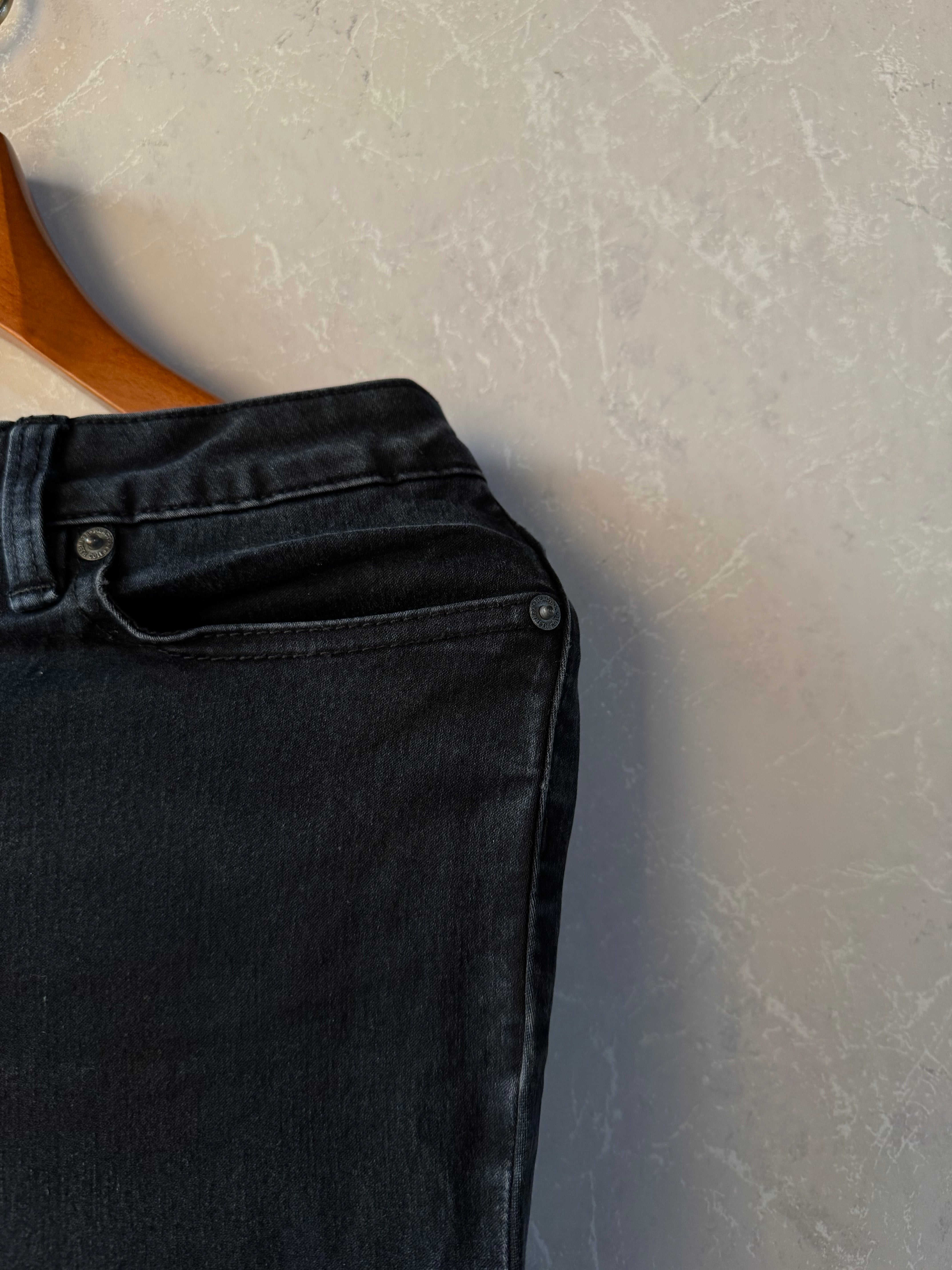 Kenneth Cole Jeans (Women) (Waist 30) (Small)