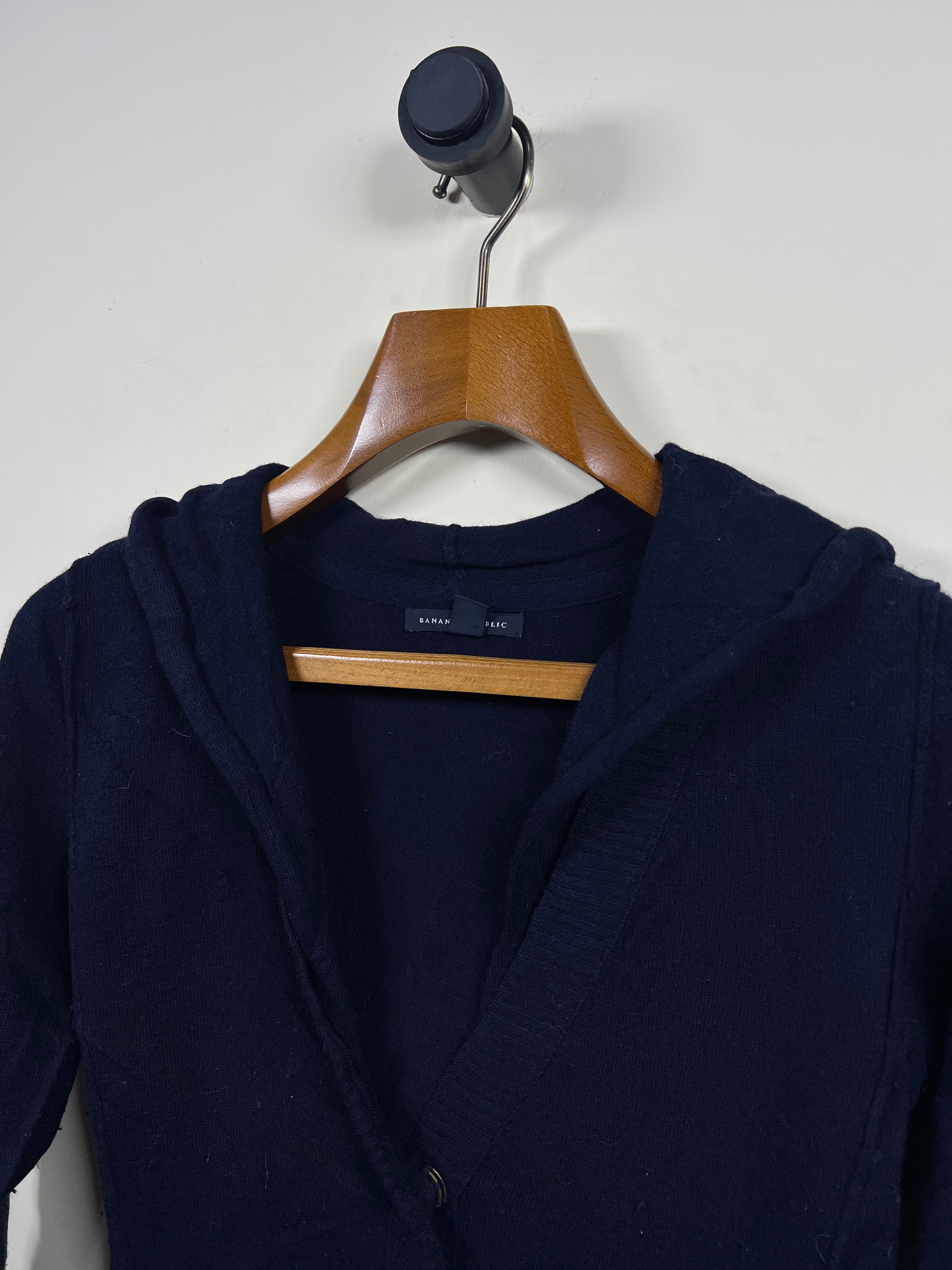 Banana Republic Buttoned Sweater (Women) (Medium)