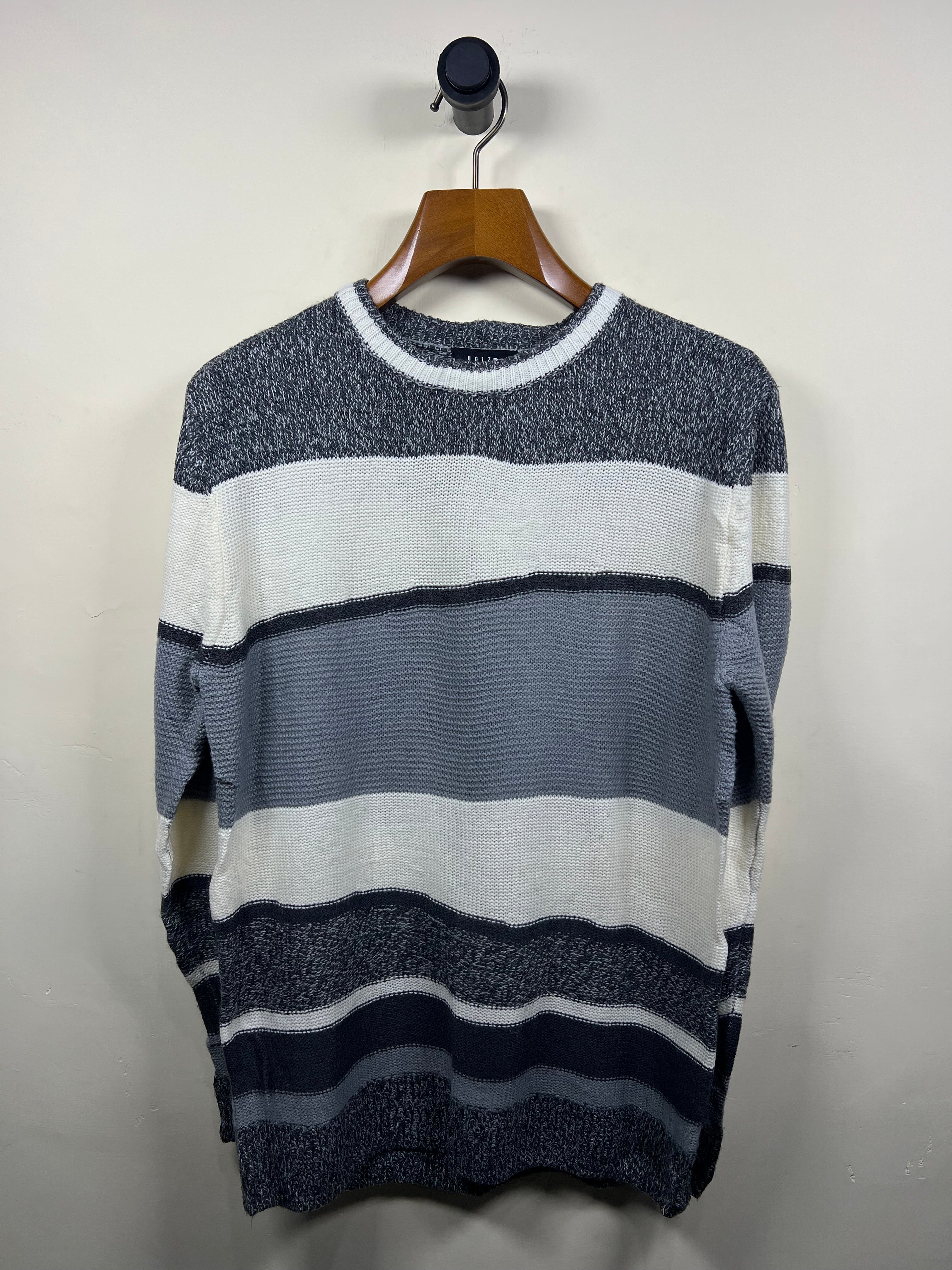 Ugiz Lambswool Knitted Sweater (Medium)