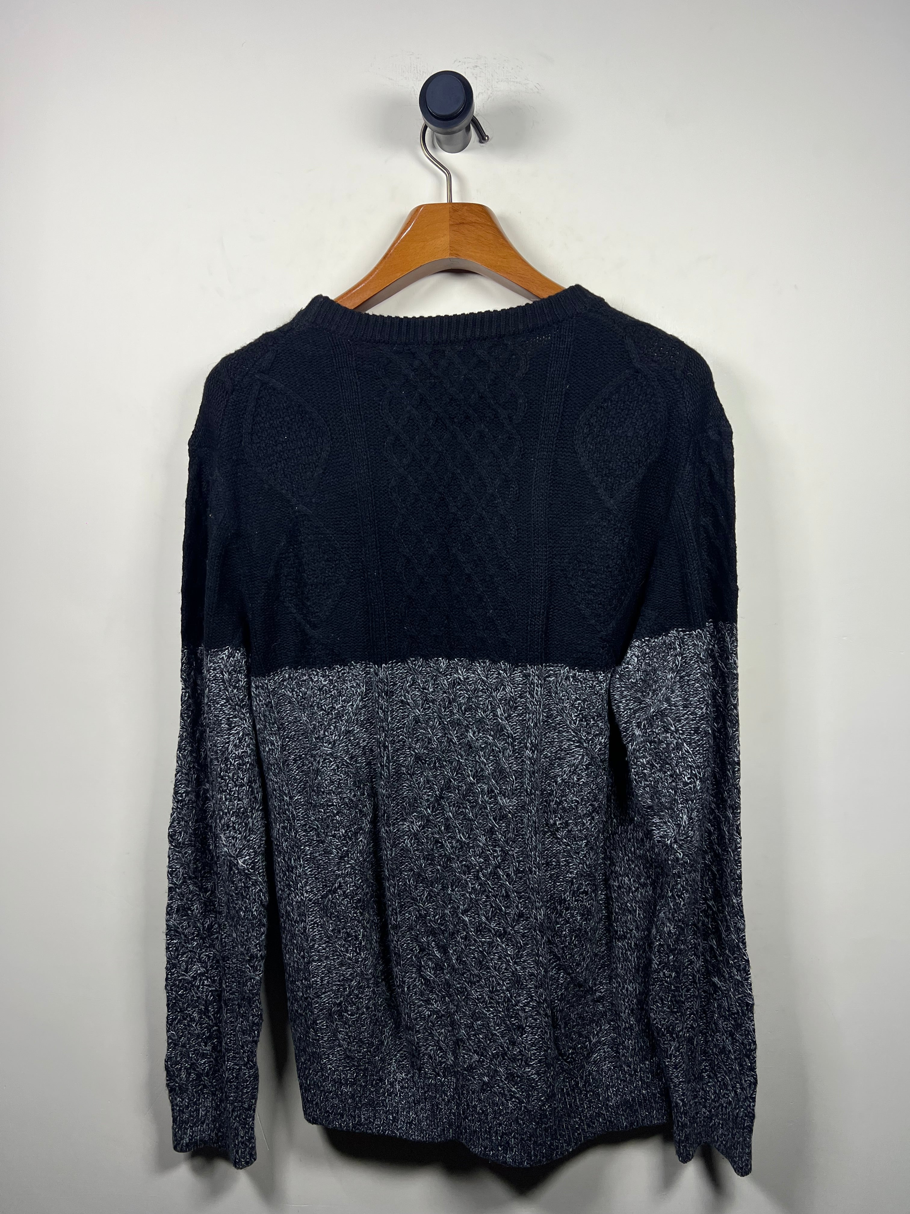 Union Bay Cable Knitted Sweater (Medium)