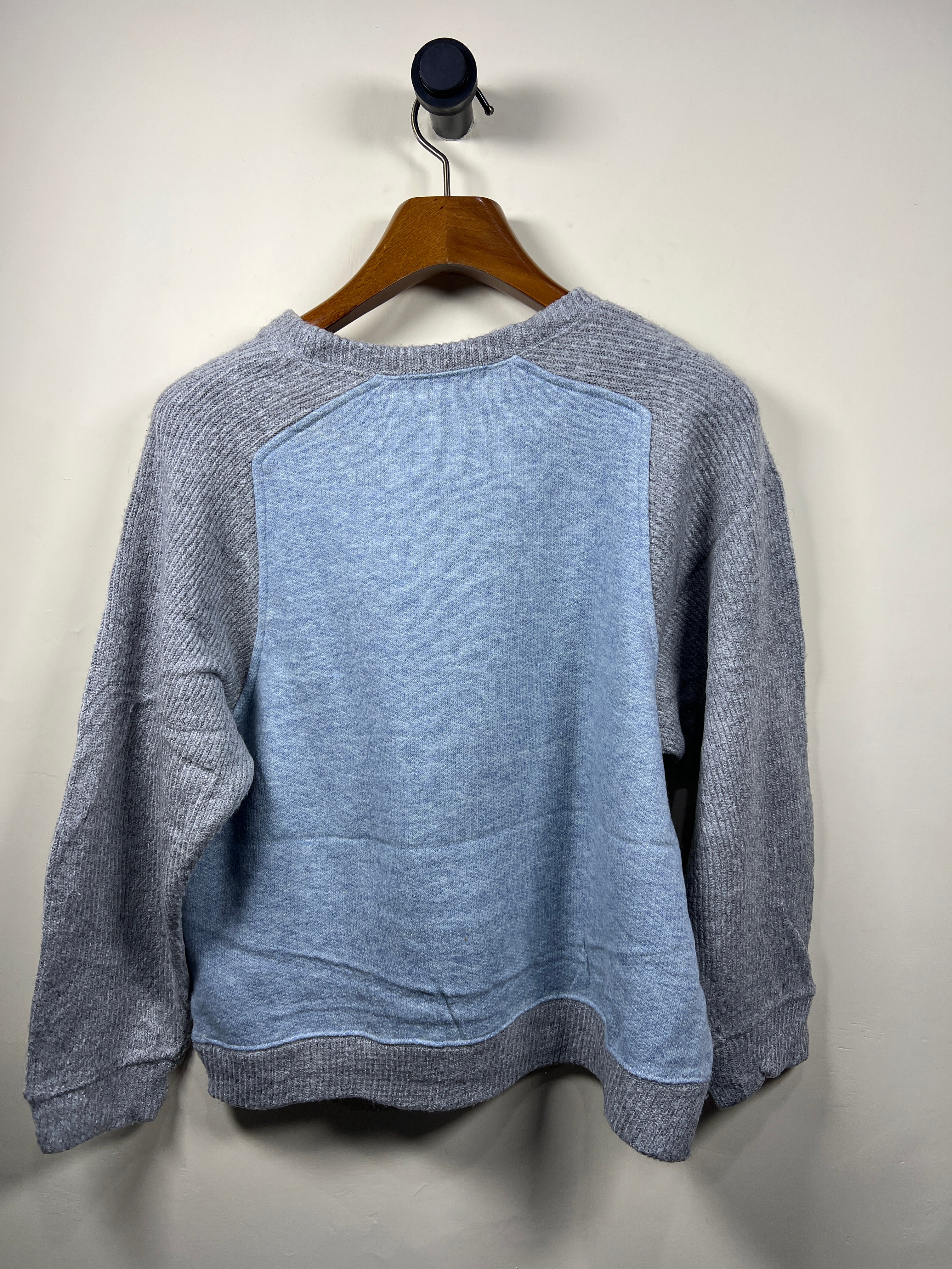 Prevoir Lambswool Sweater (Medium-Large)