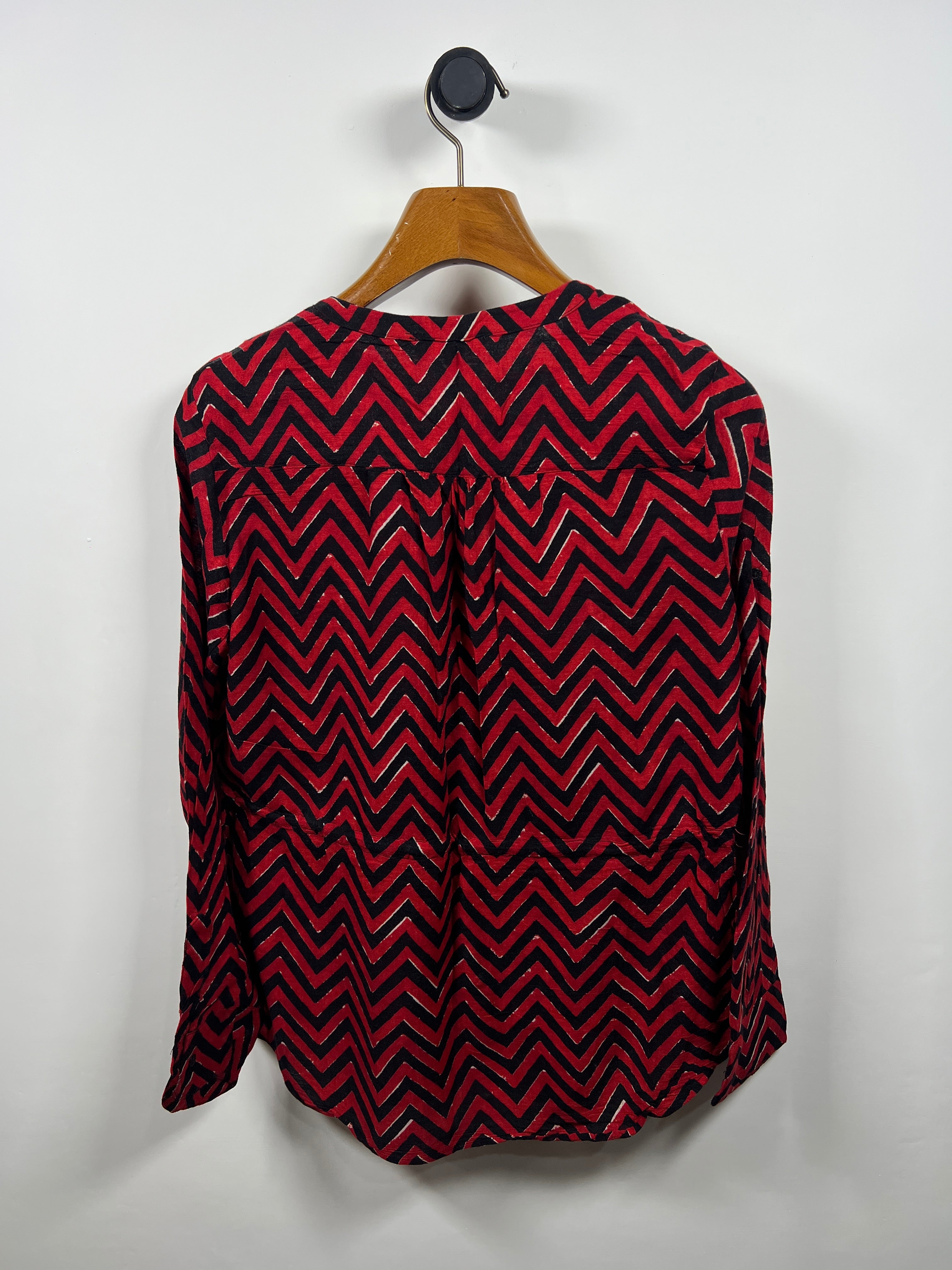 Ralph Lauren Blouse (Women) (Medium-Large)
