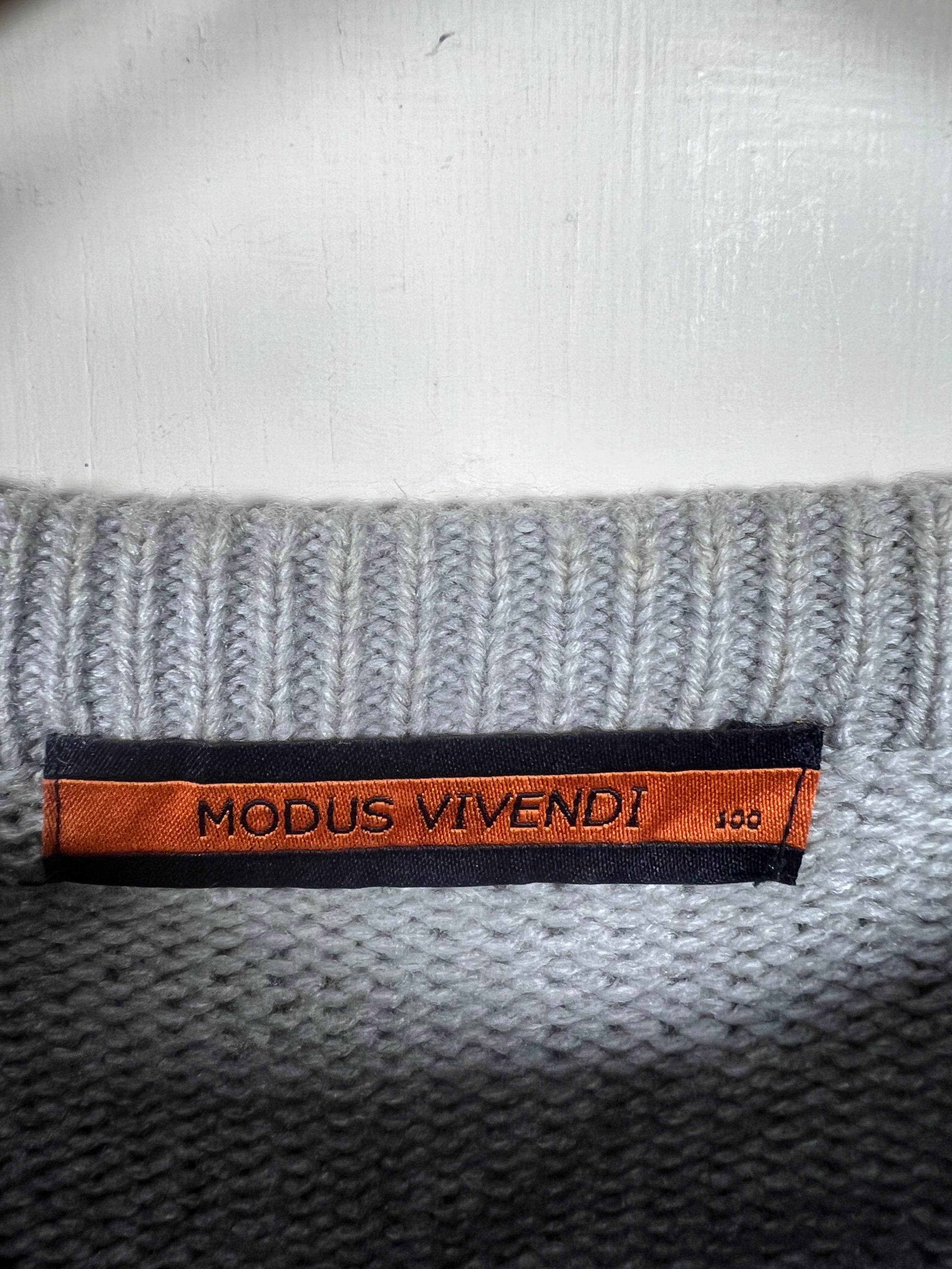 Modus Vivendi Sweater (Medium)