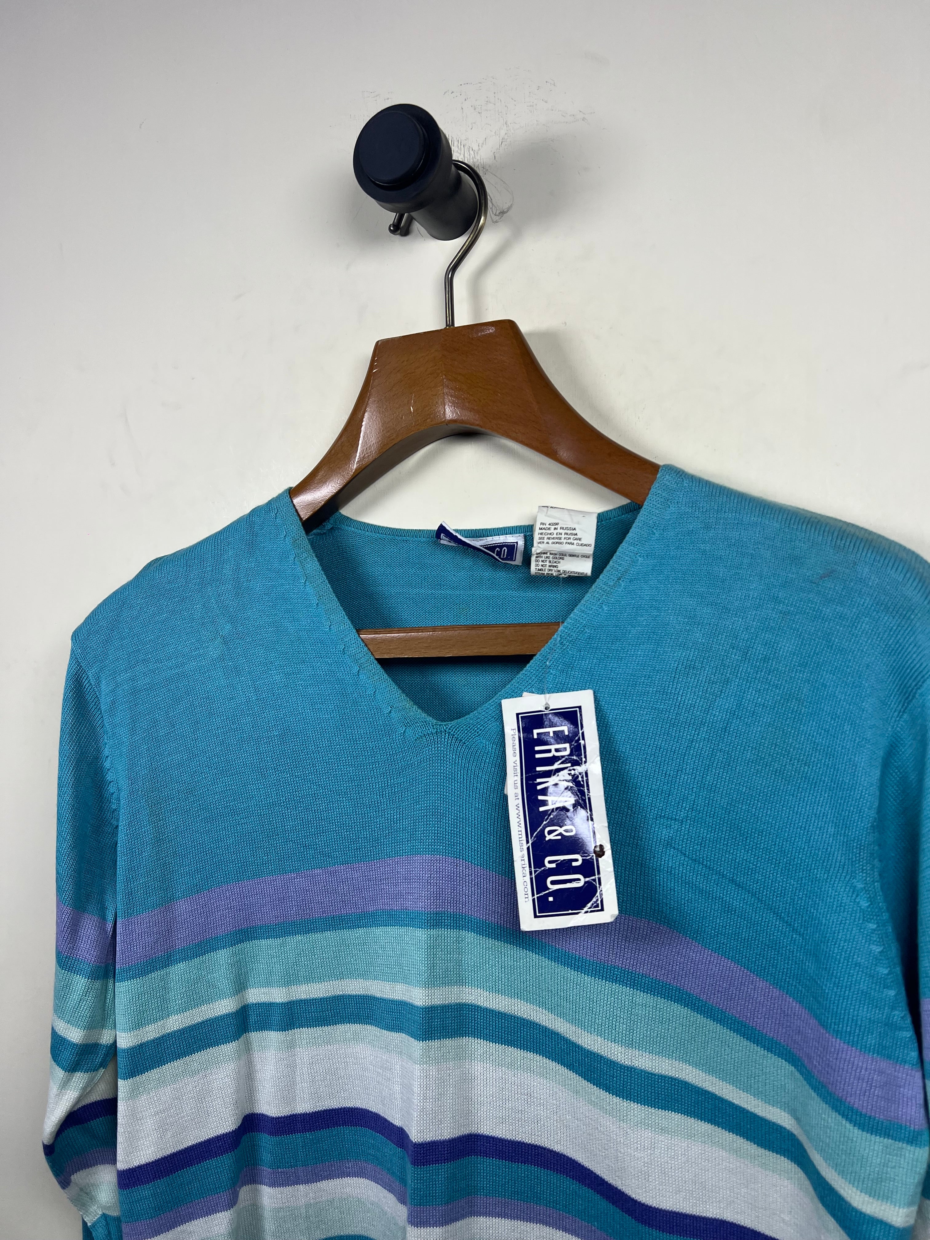 Erika & Co Sweater (Women) (Medium-Large)