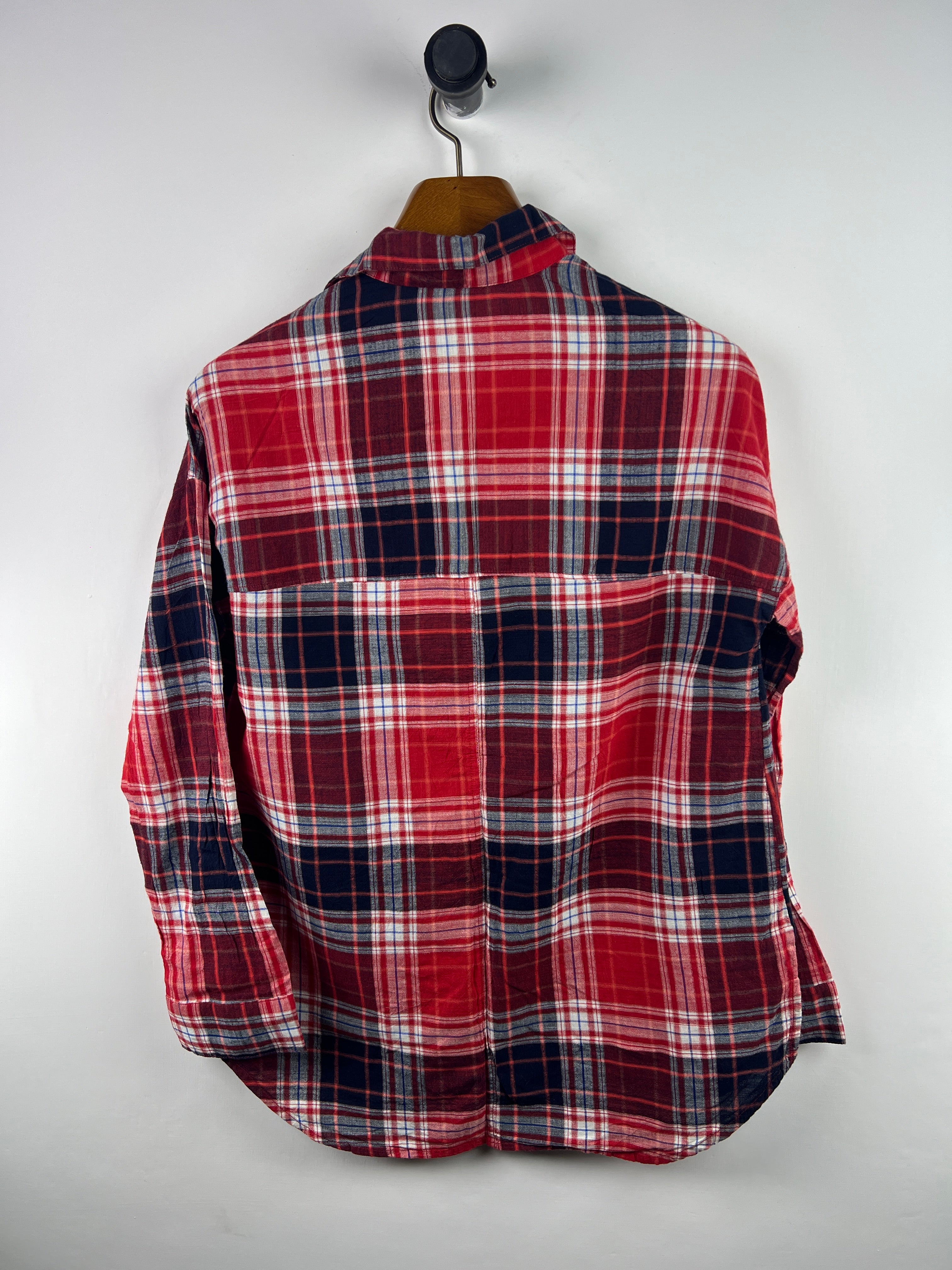 Old Navy Shirt (Women) (Medium-Large)