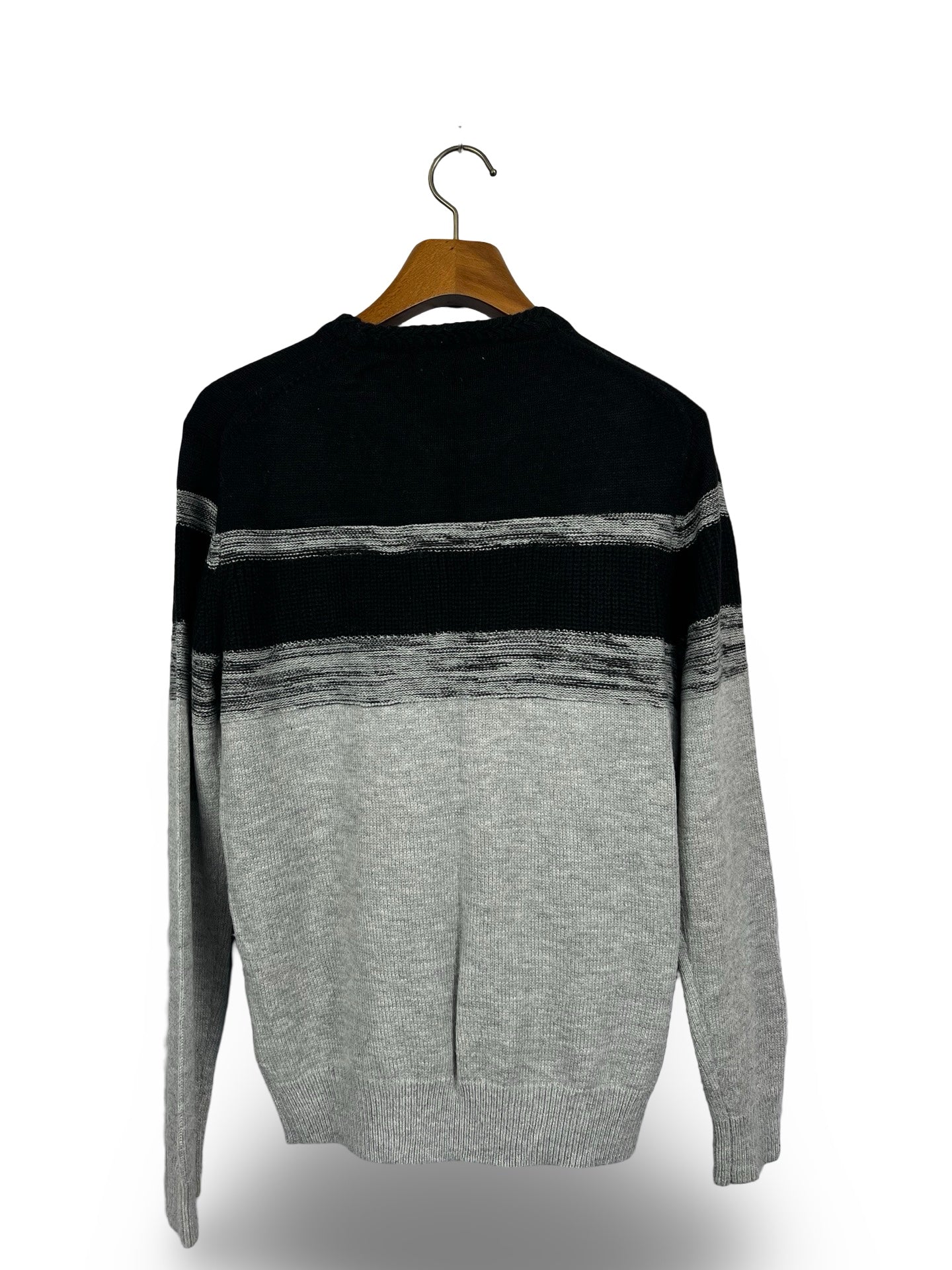 Nix Sweater (Medium)