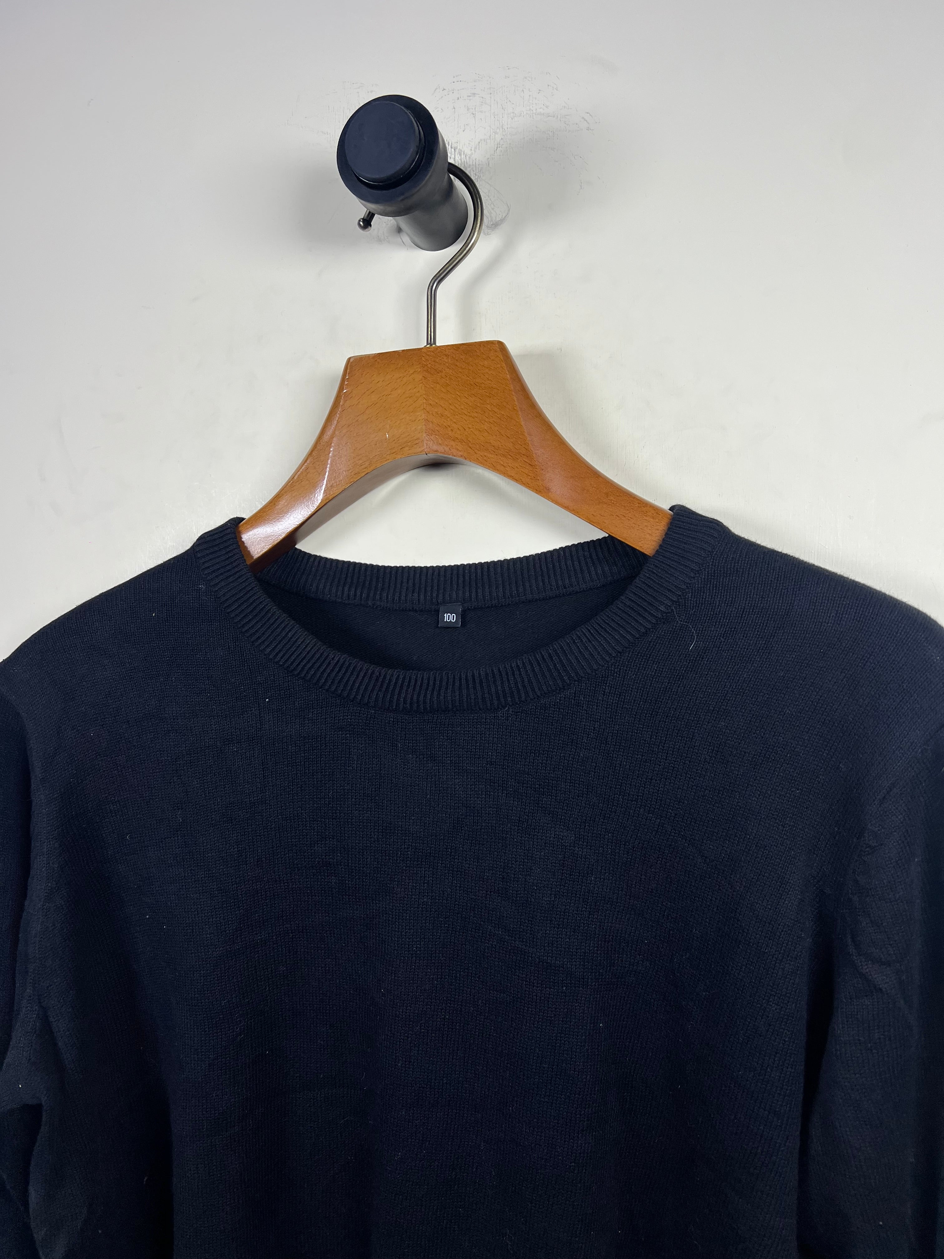 Sweater (Large)