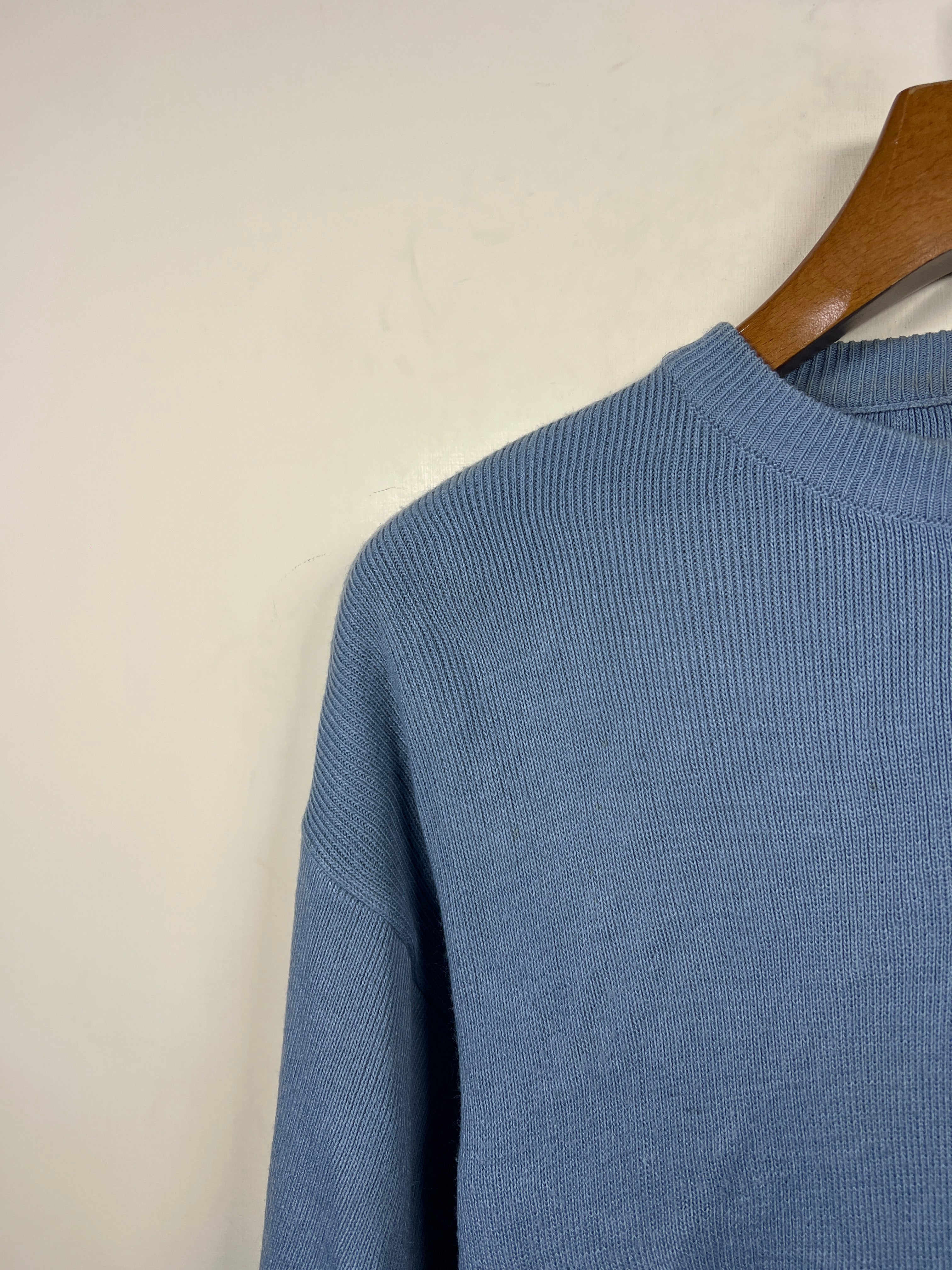 Sweater (Women) (Medium-Large)