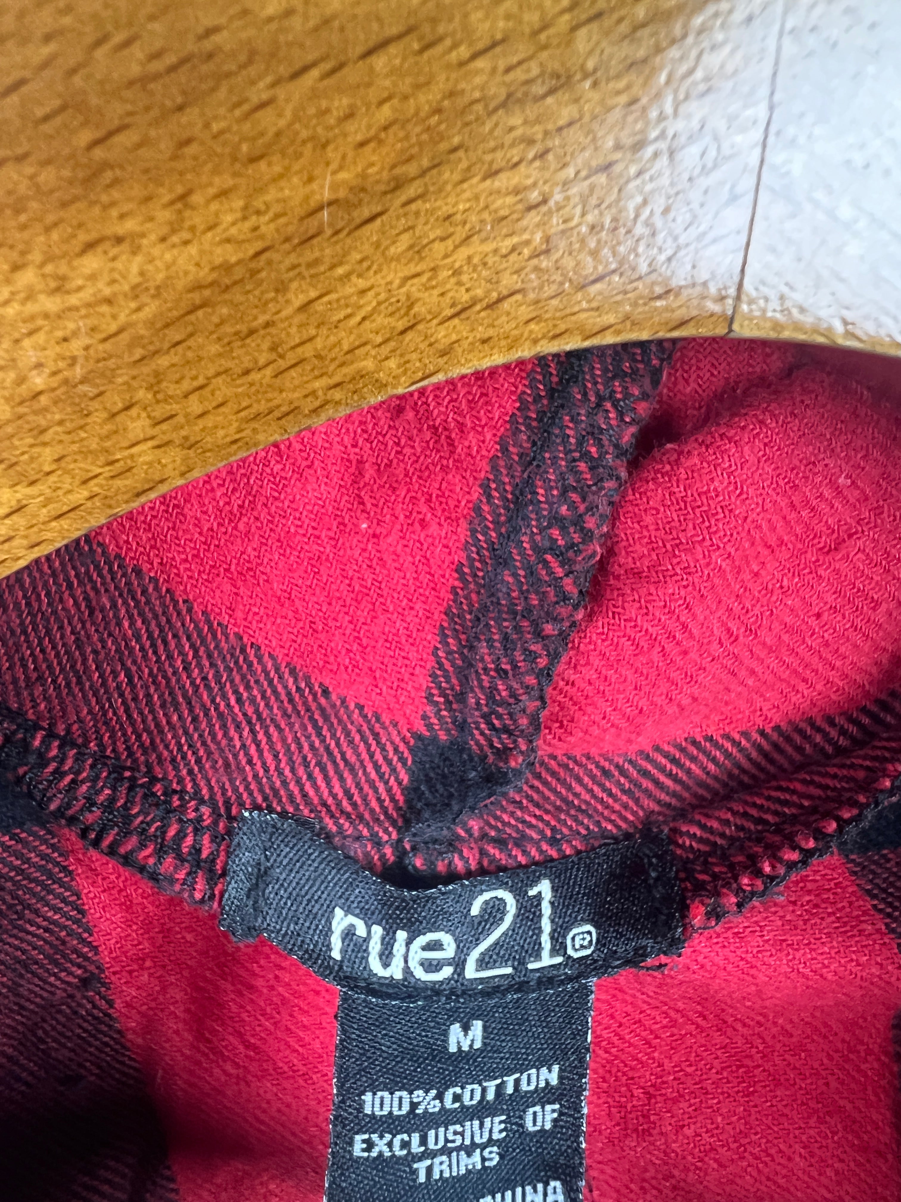 Rue21 Cardigan (Women) (Medium-Large)