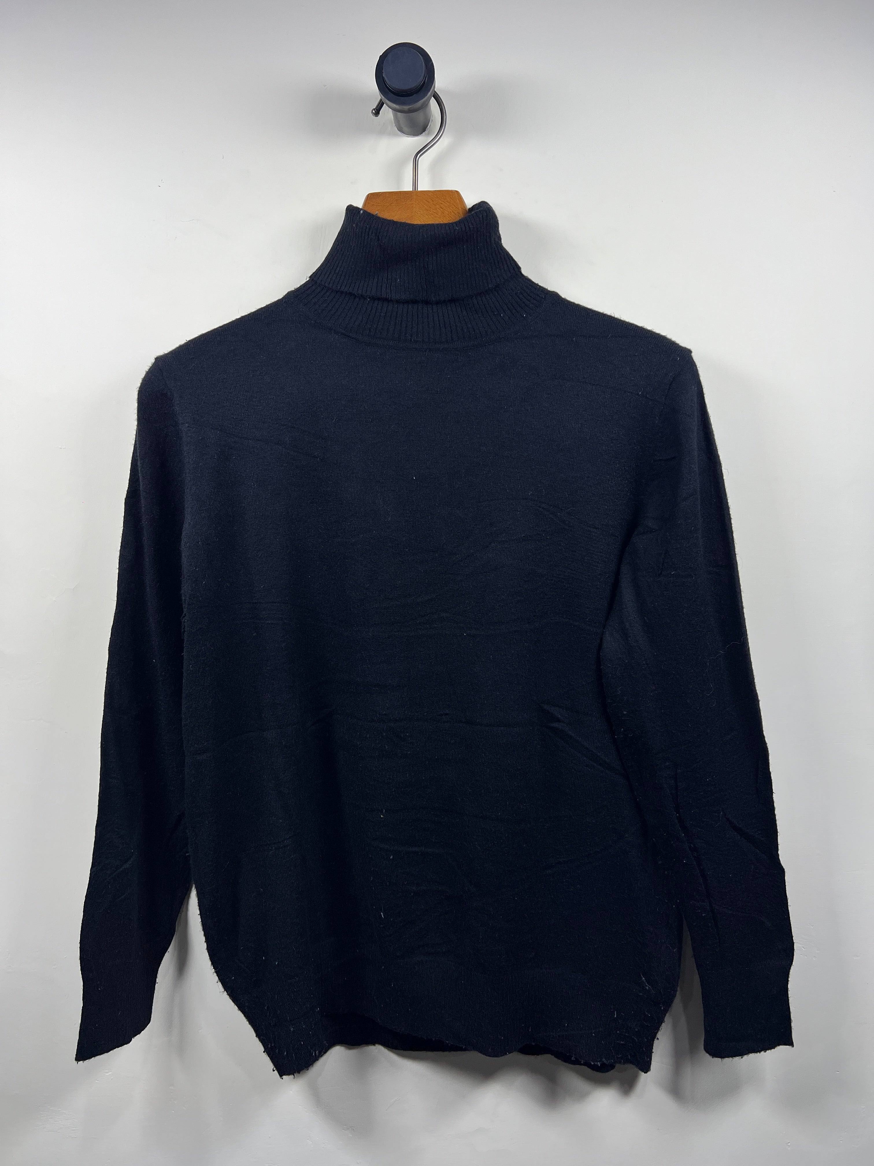 Turtle Neck Sweater (Small-Medium)