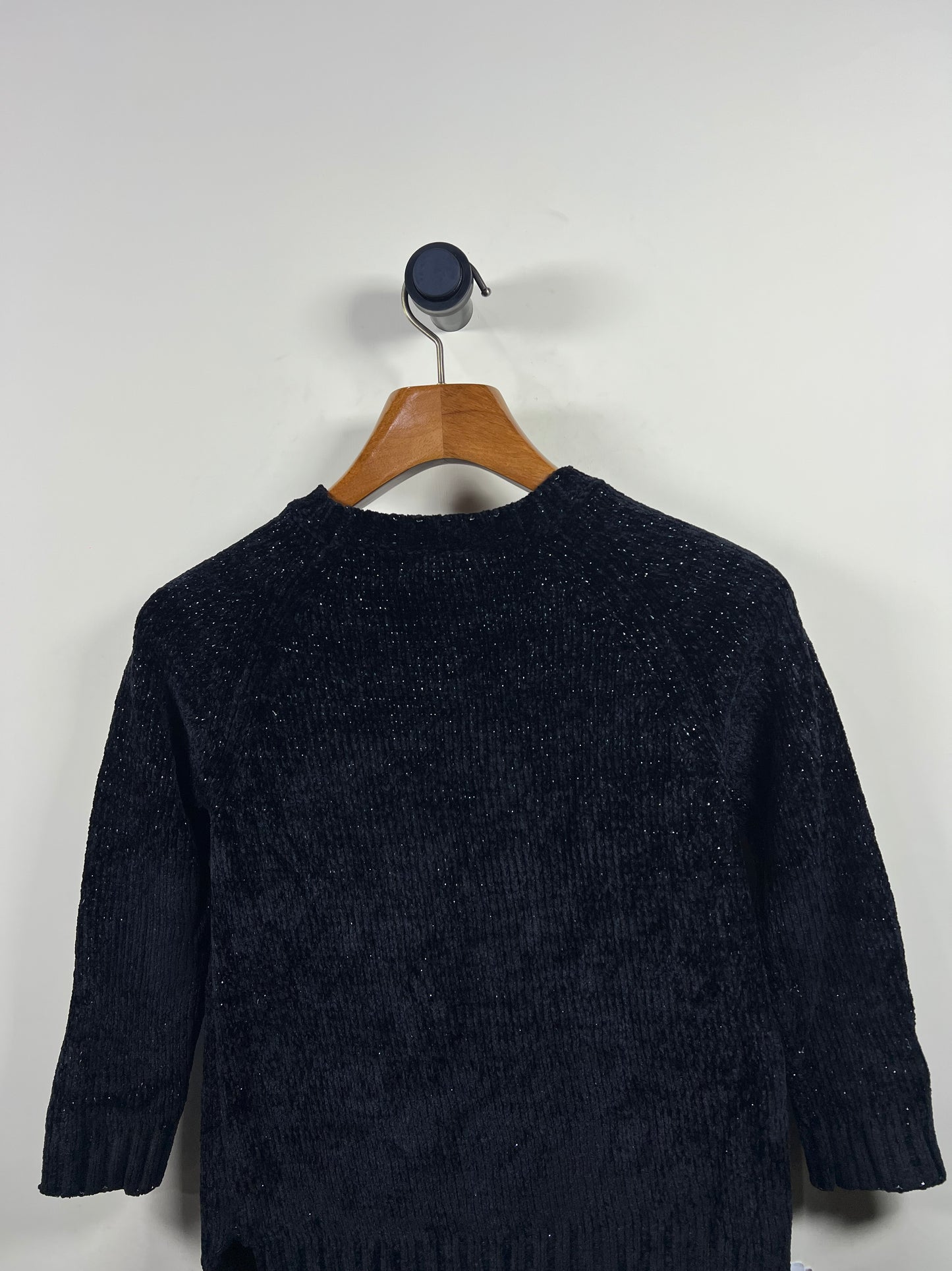 Between Velvet Sweater (Women) (X-Small/Small)