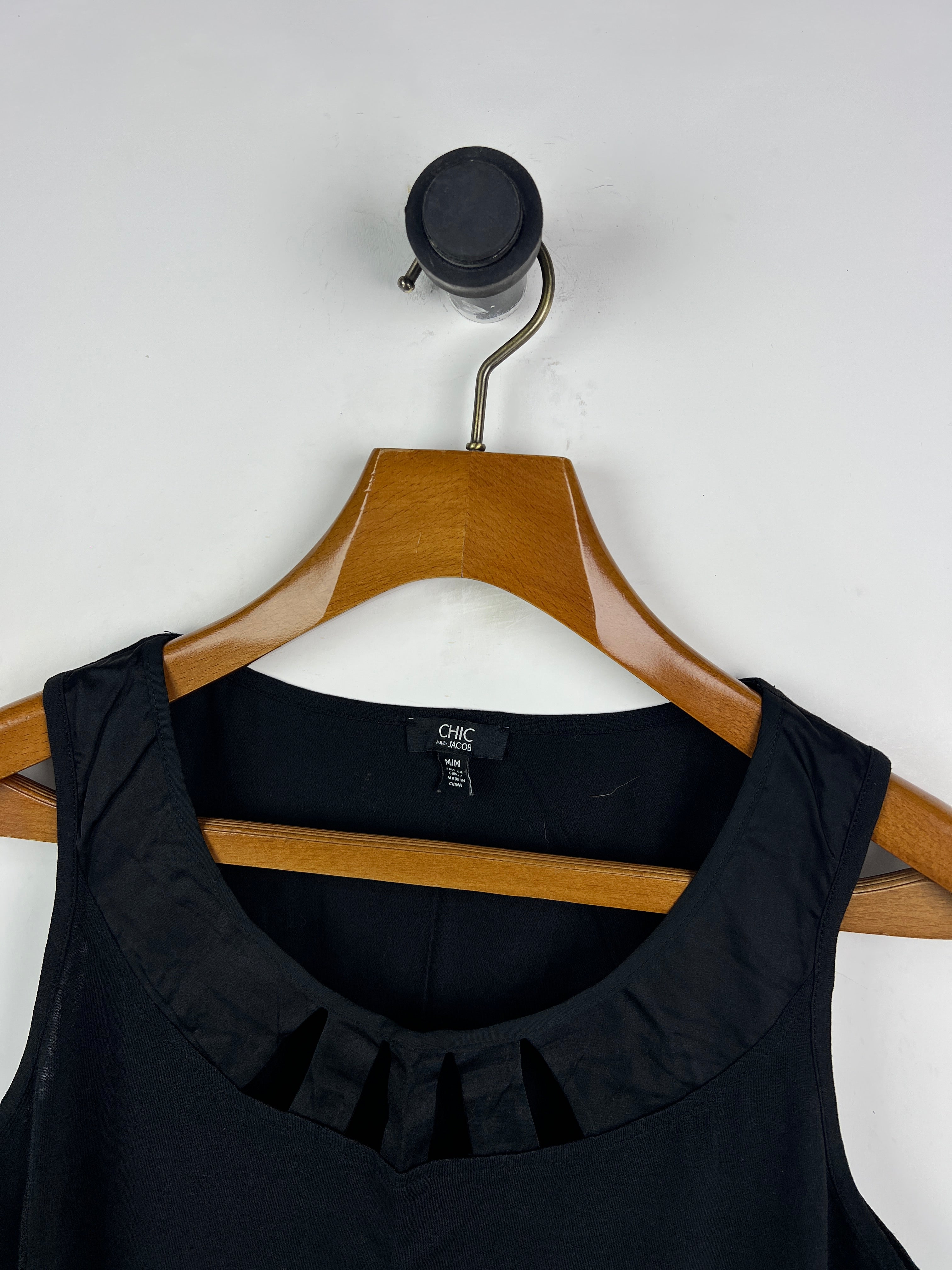 Chic Blouse (Women) (Small-Medium)