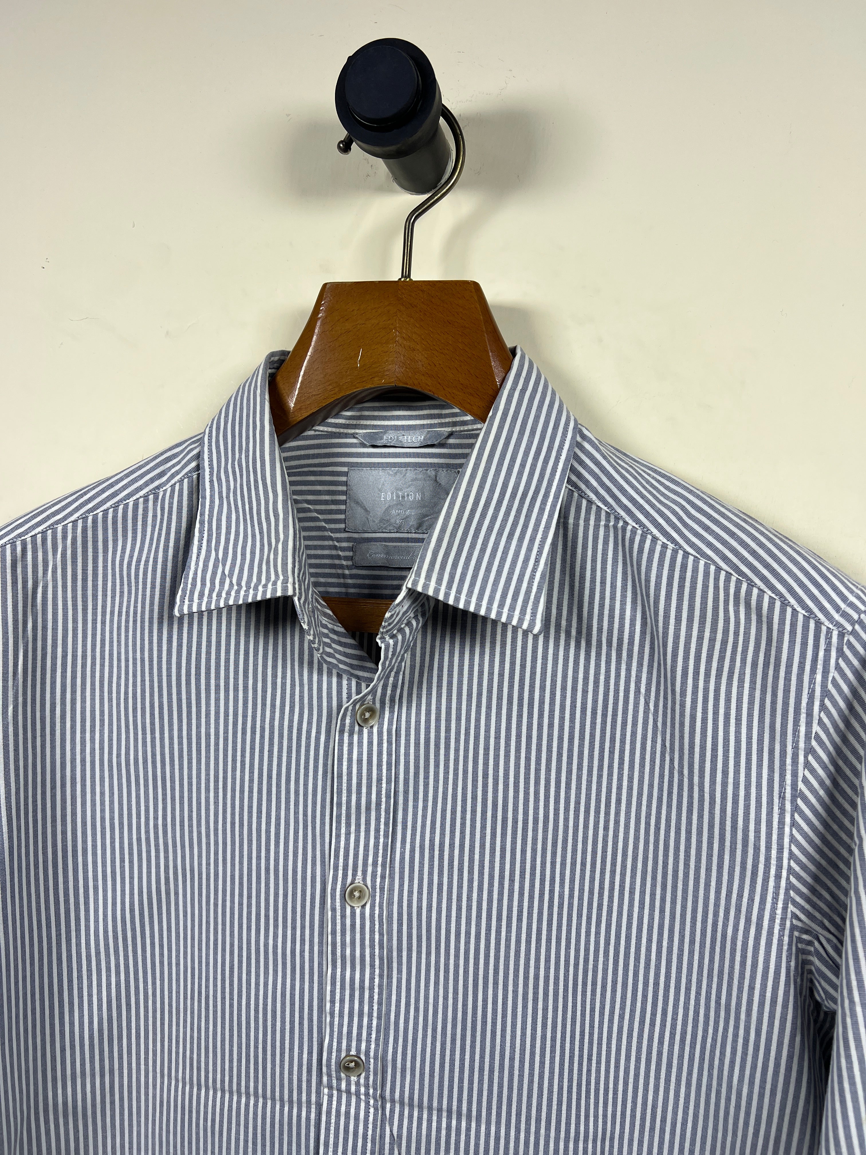 And Z Linen Shirt (Medium)