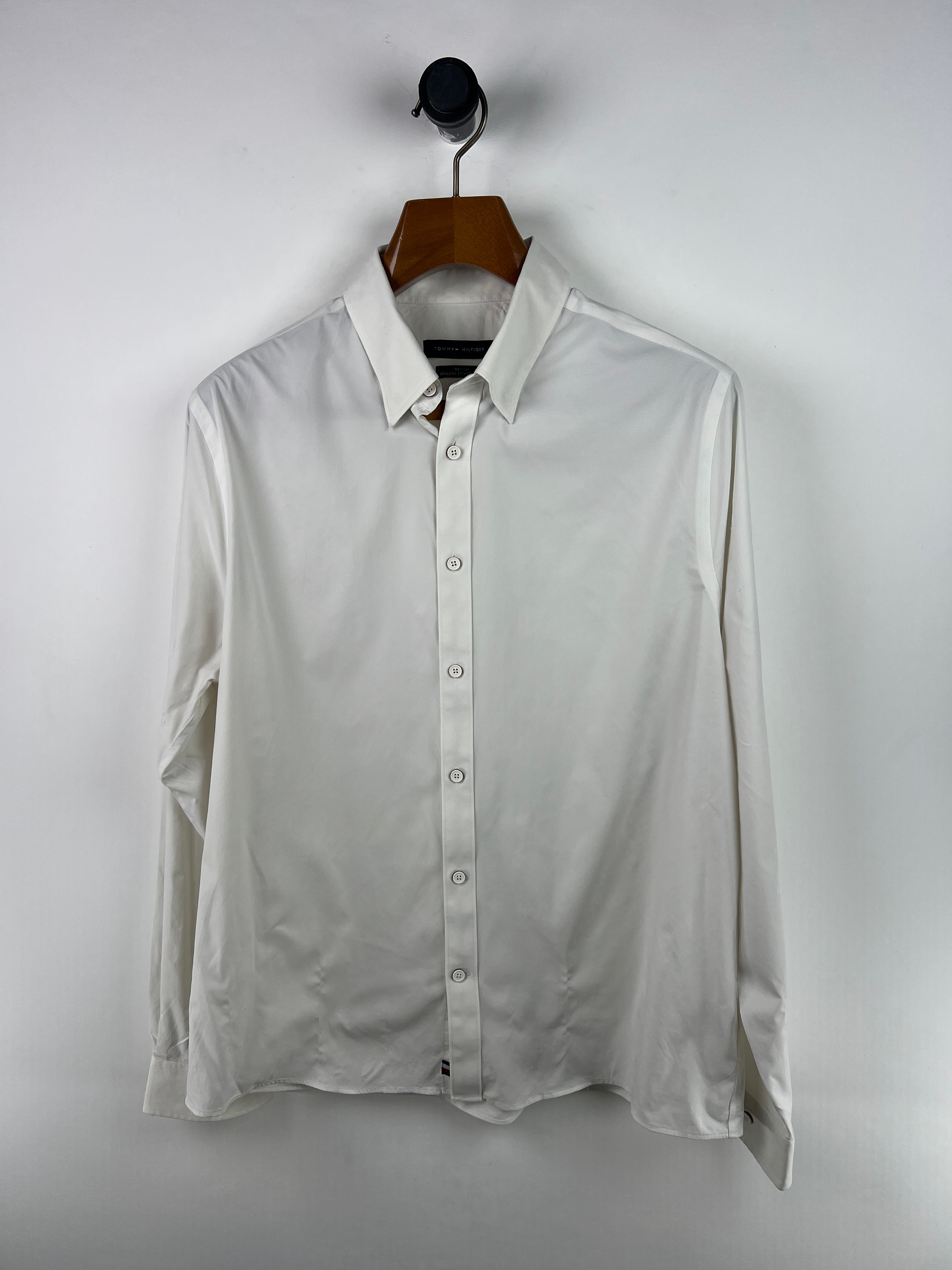Tommy Hilfiger Shirt (Large)