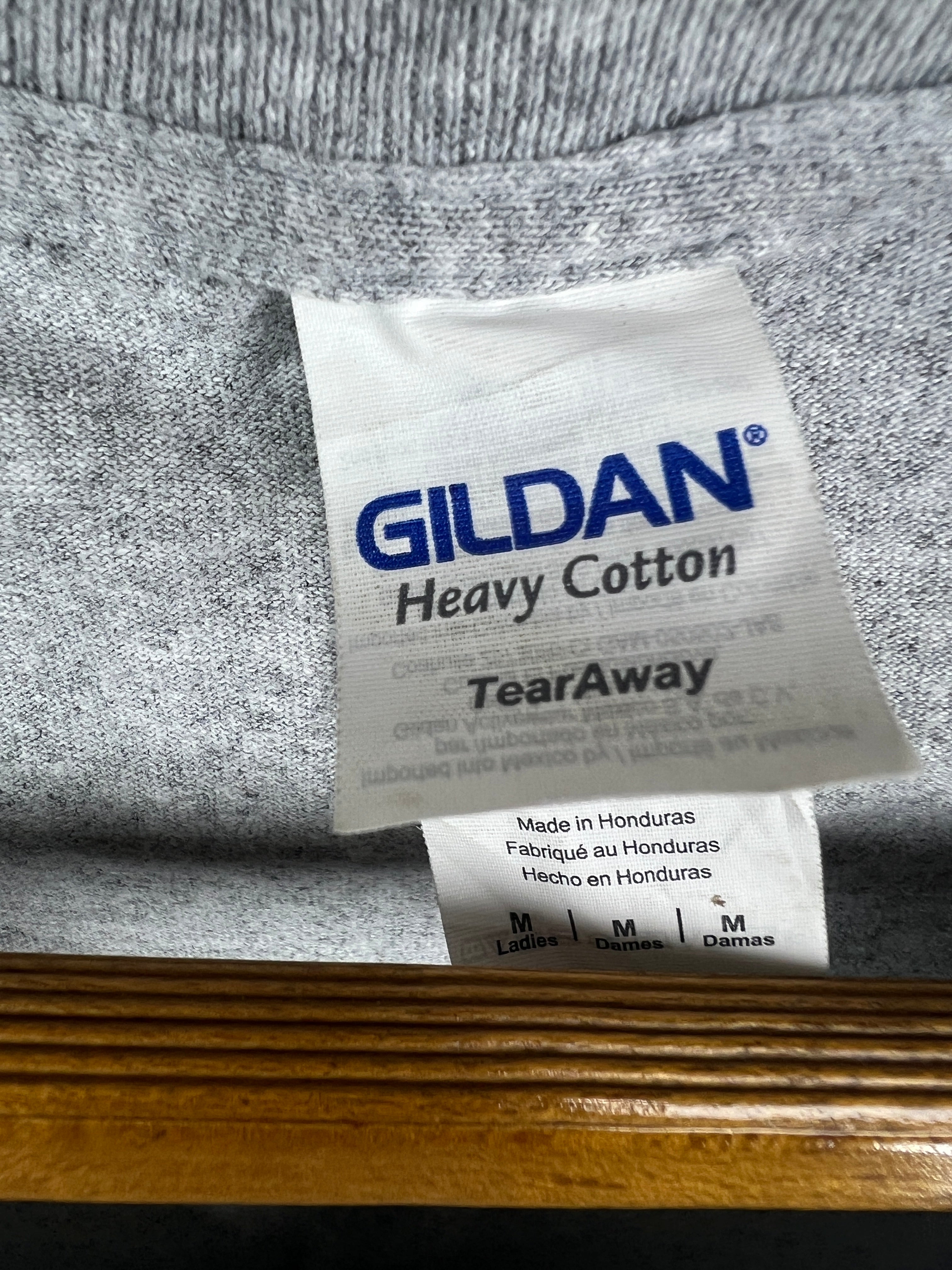 Gildan T-Shirt (Women) (Medium)