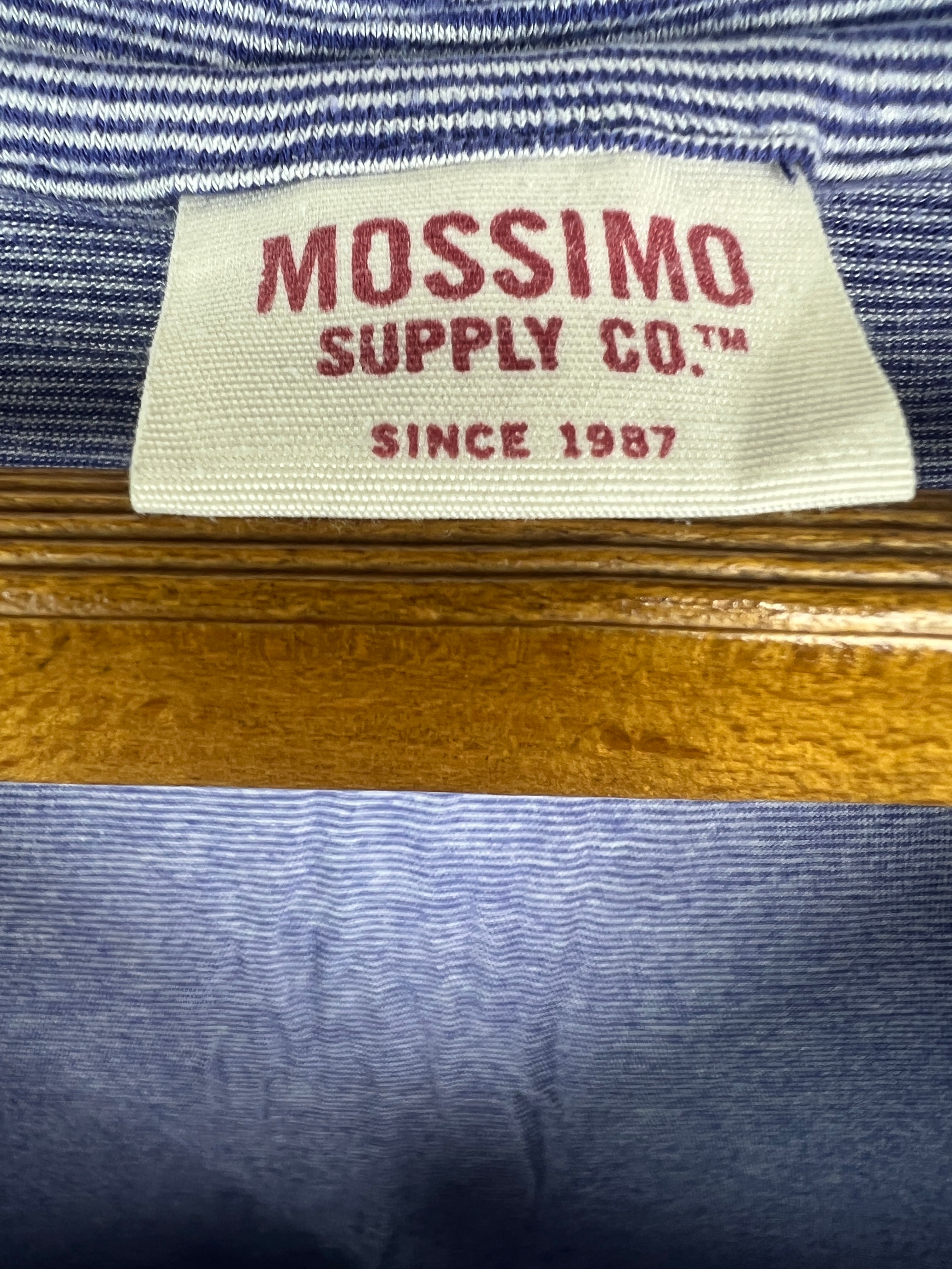 Mossimo T-Shirt (Women) (X-Large)