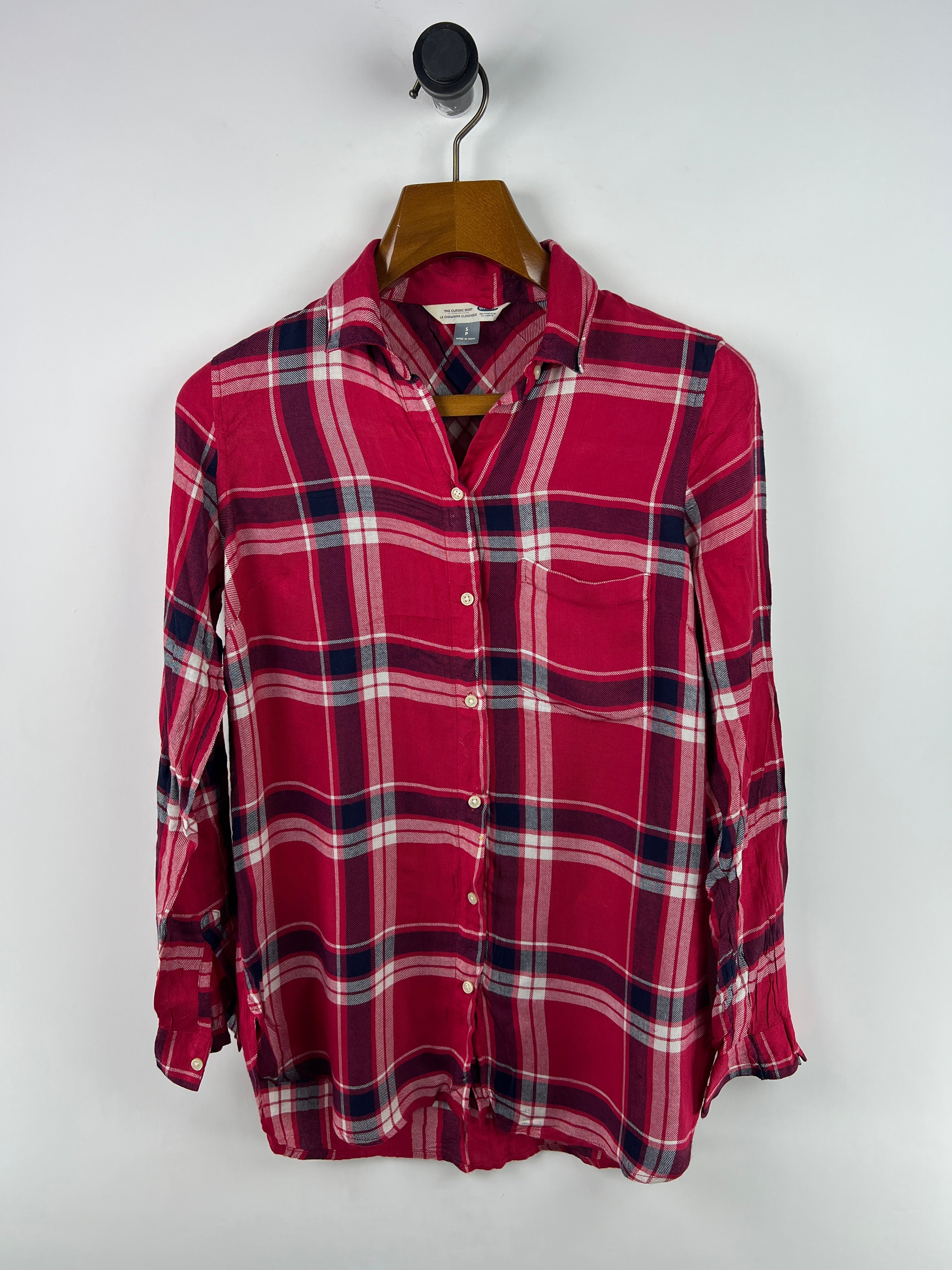 Old Navy Shirt (Women) (Medium-Large)