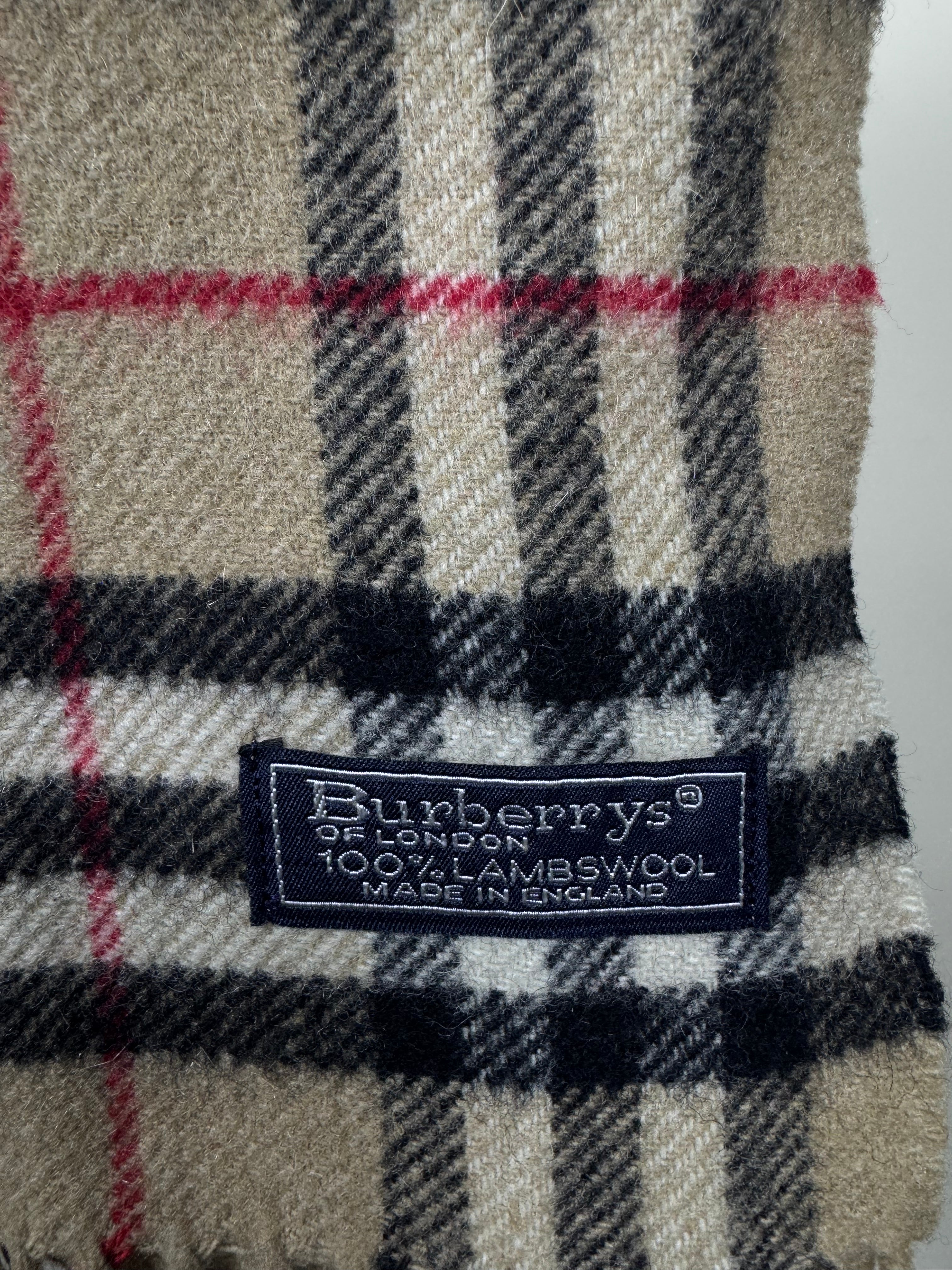 Burberry Lamsbwool Muffler
