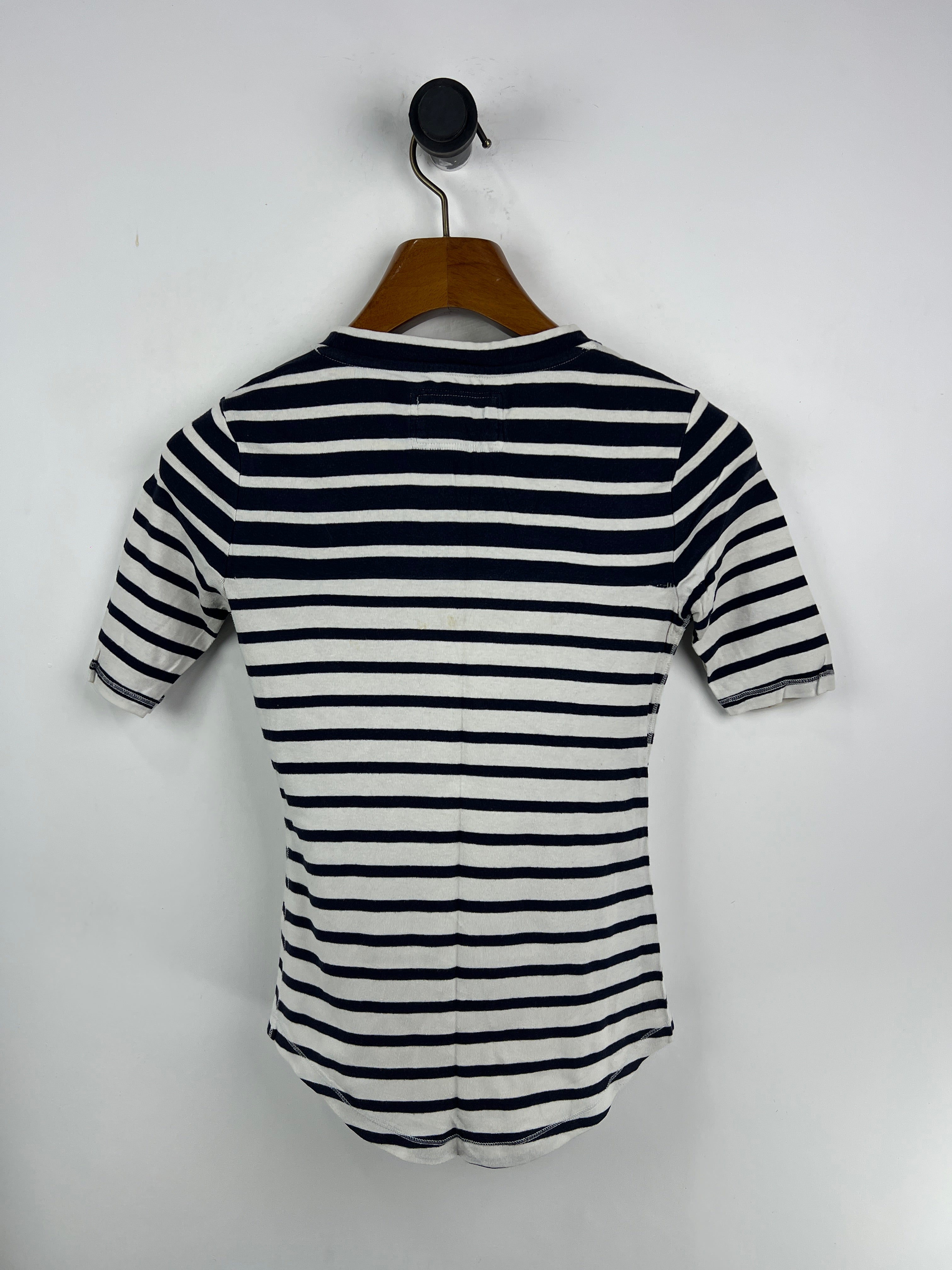 Banana Republic T-Shirt (Women) (X-Small)