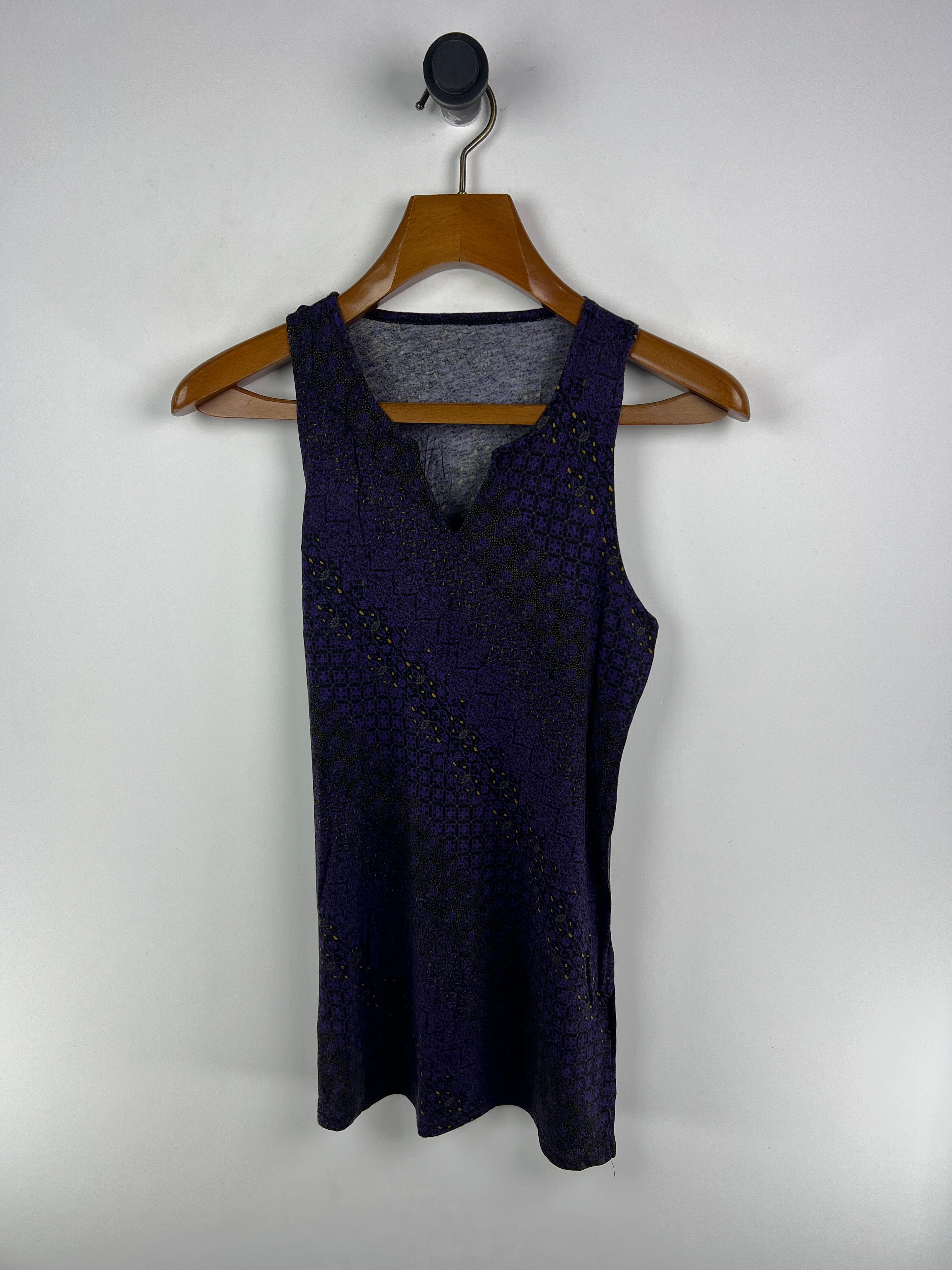 Tank Top (Women) (Medium-Large)