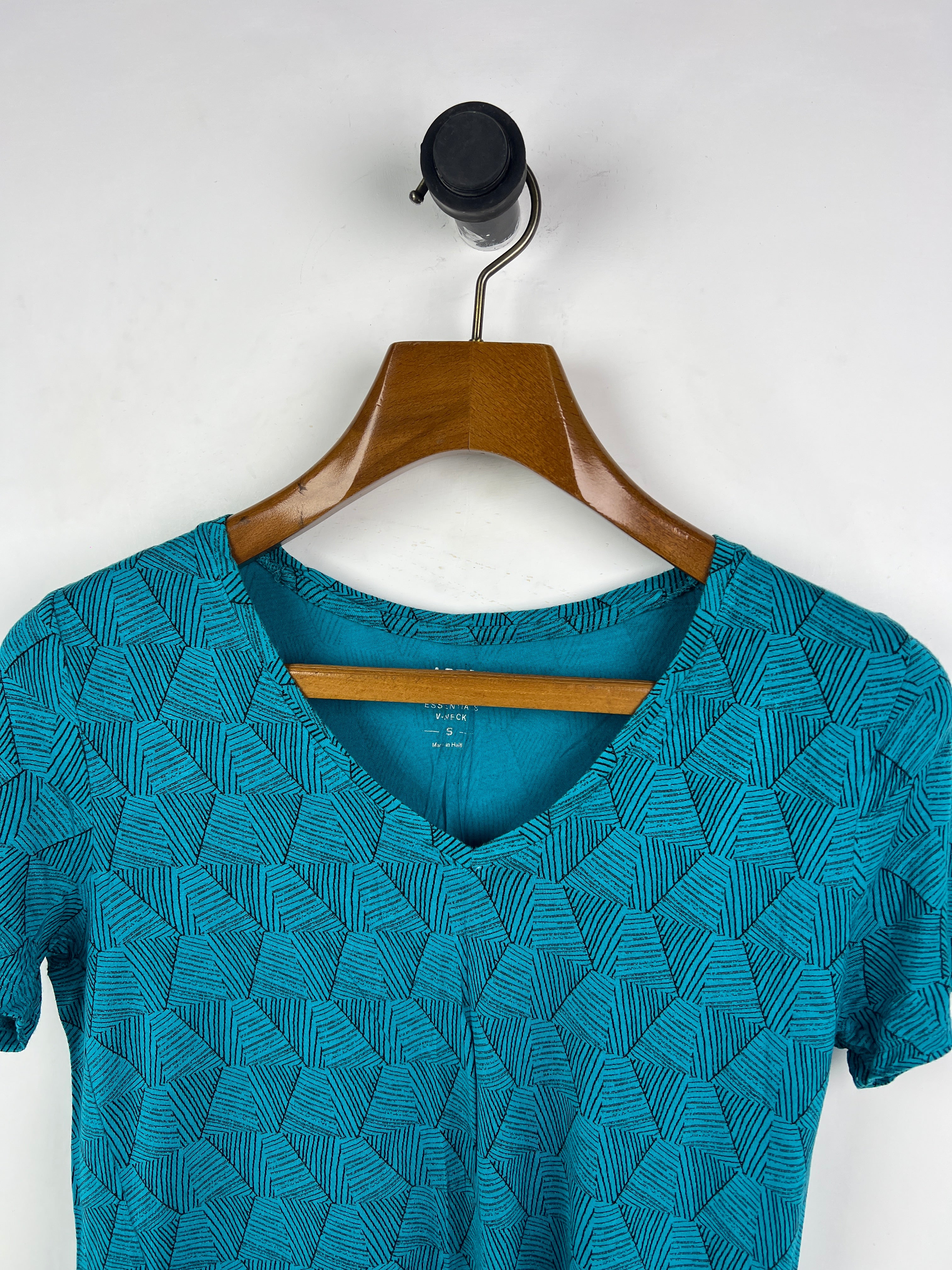 Apt 9 Blouse (Women) (Medium)