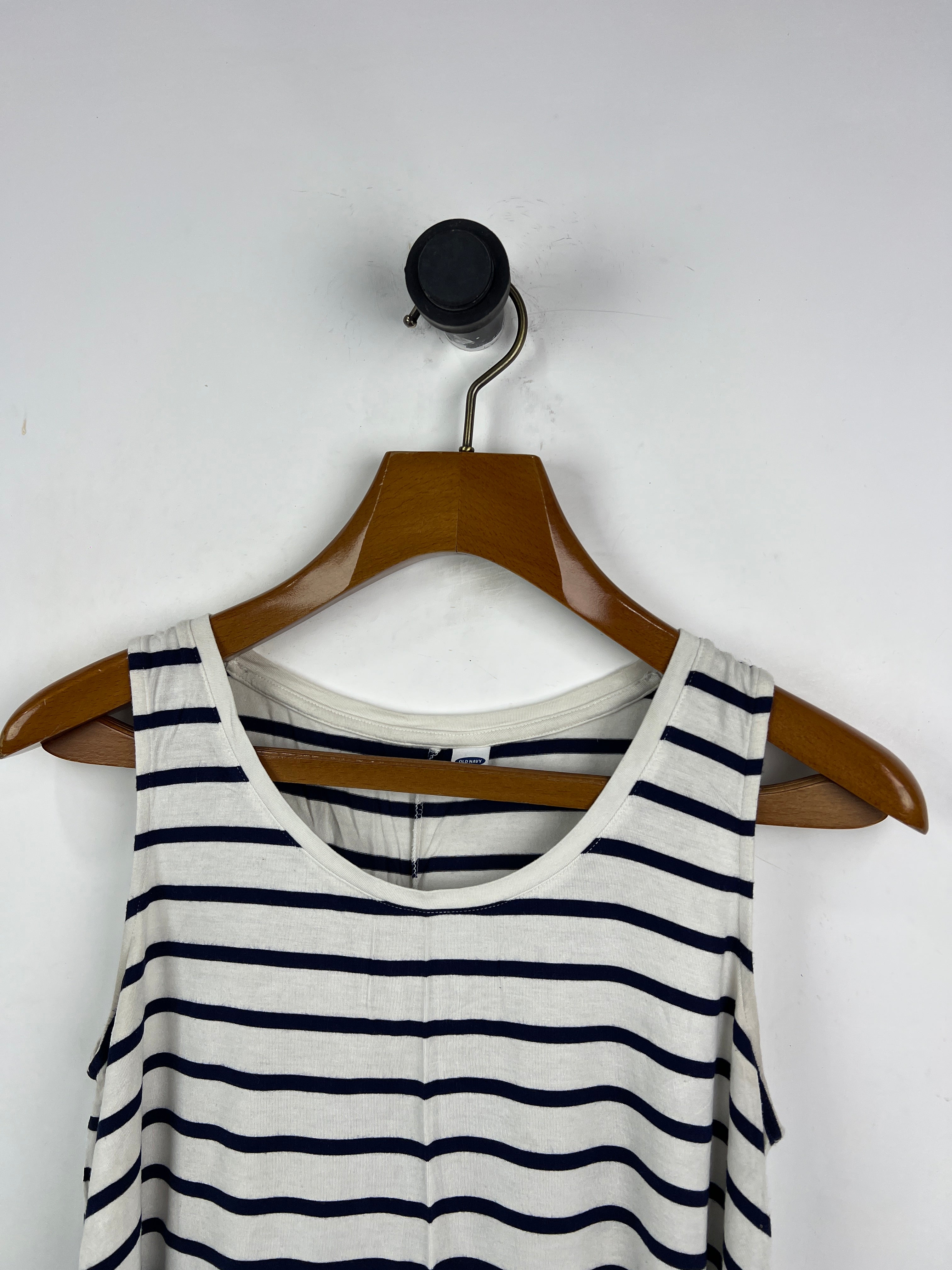Old Navy Tank Top (Women) (Medium)