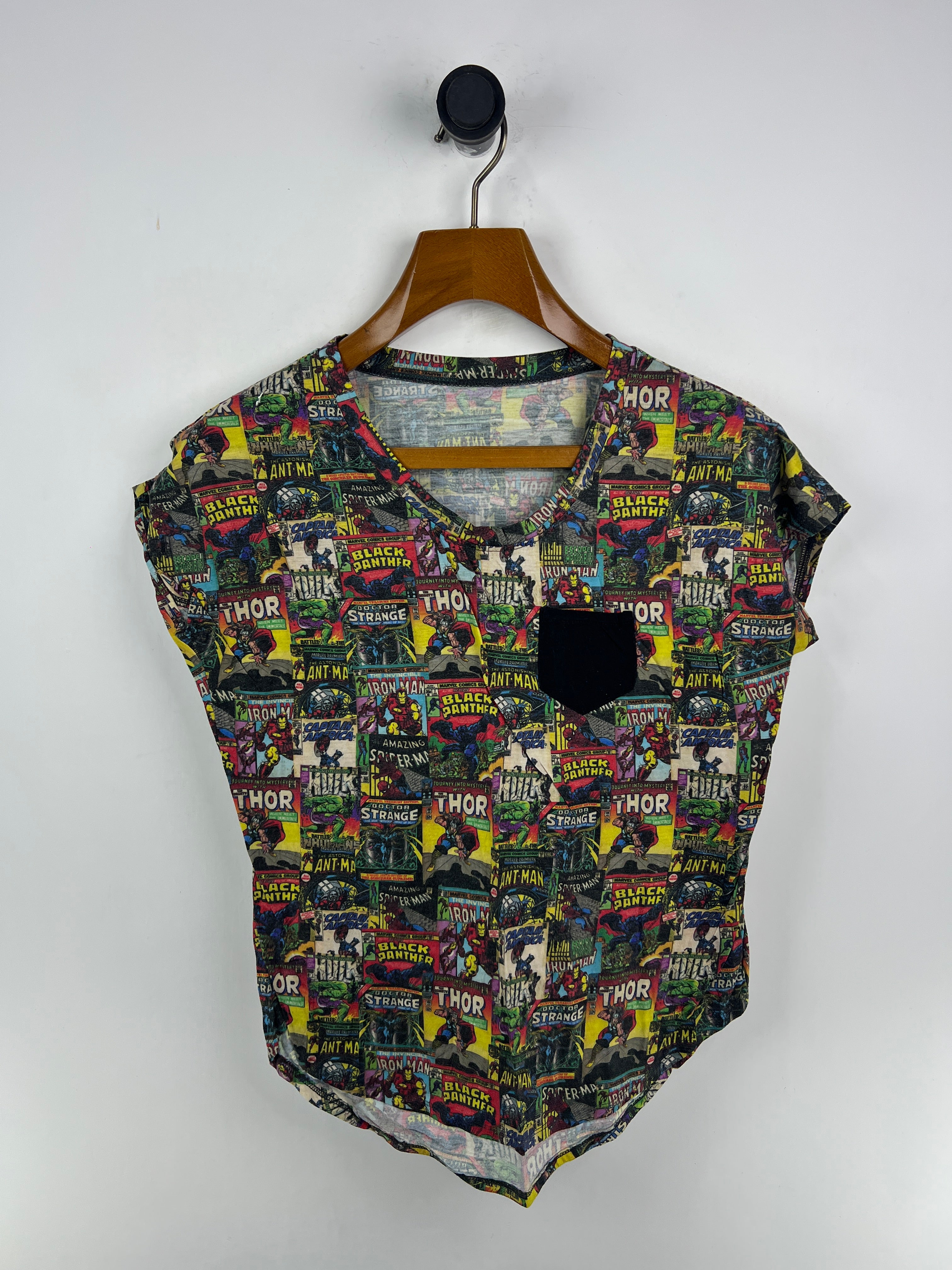T-Shirt (Women) (Small-Medium)
