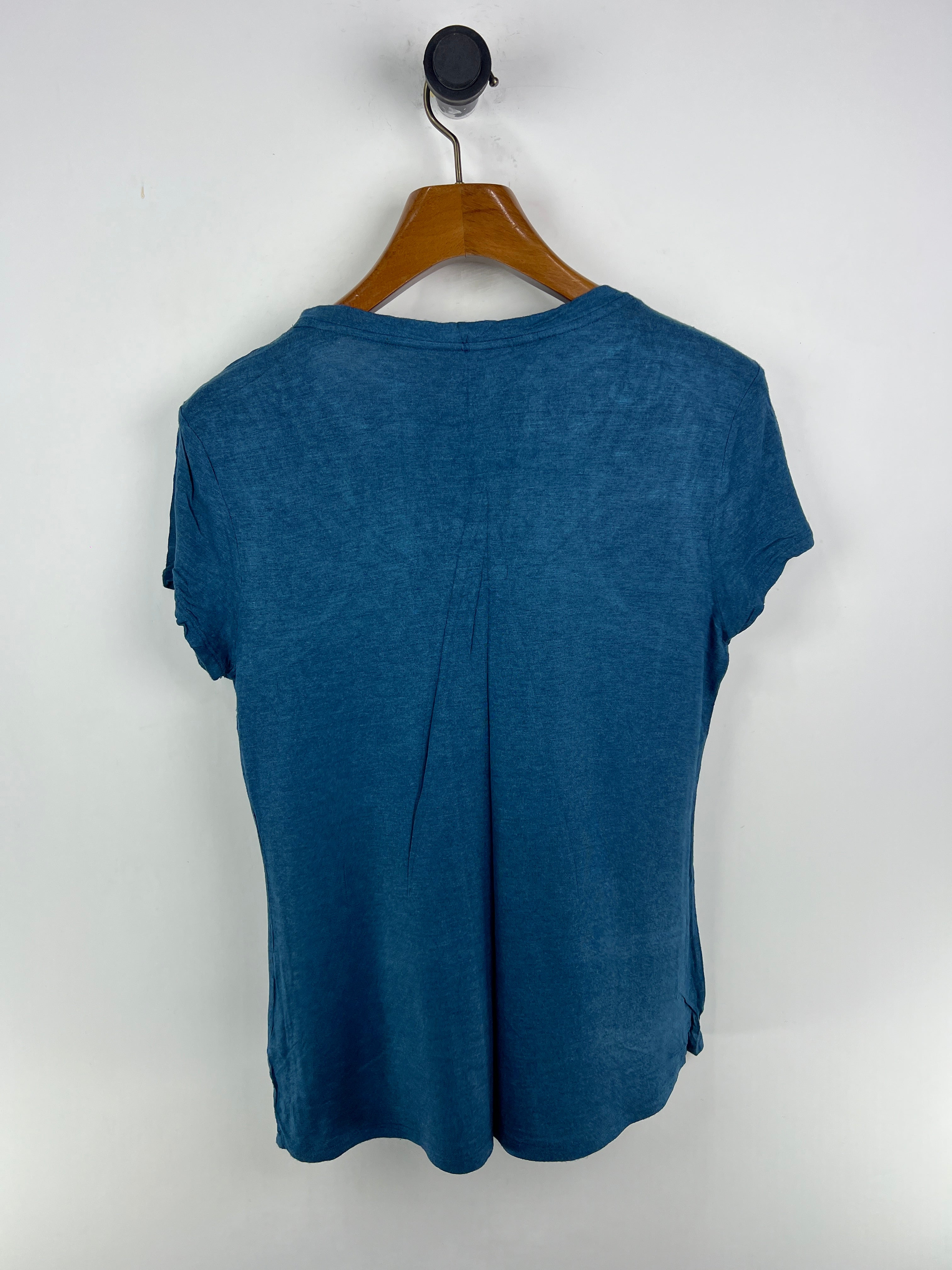 Apt 9 T-Shirt (Women) (Medium)