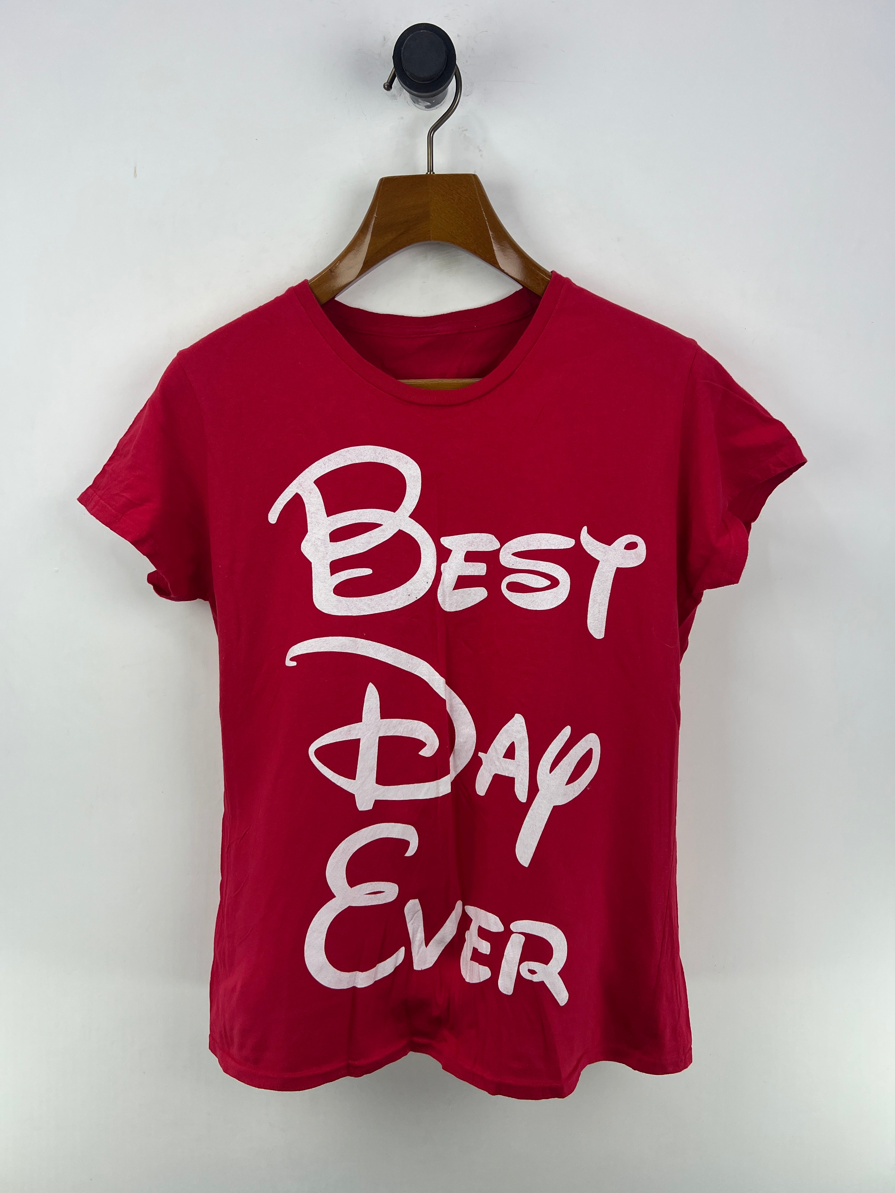 T-Shirt (Women) (Small-Medium)