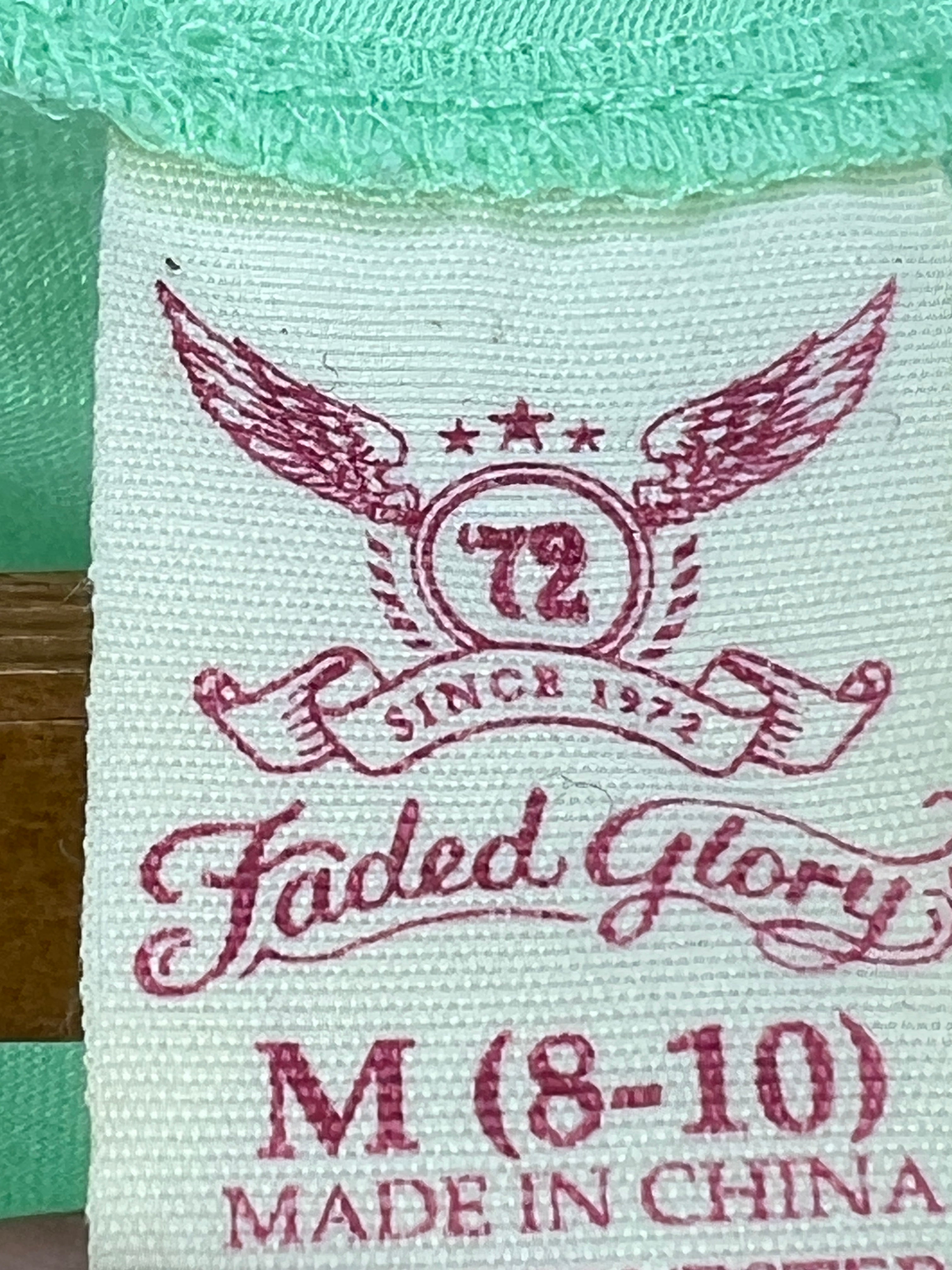 Faded Glory T-Shirt (Women) (Medium-Large)
