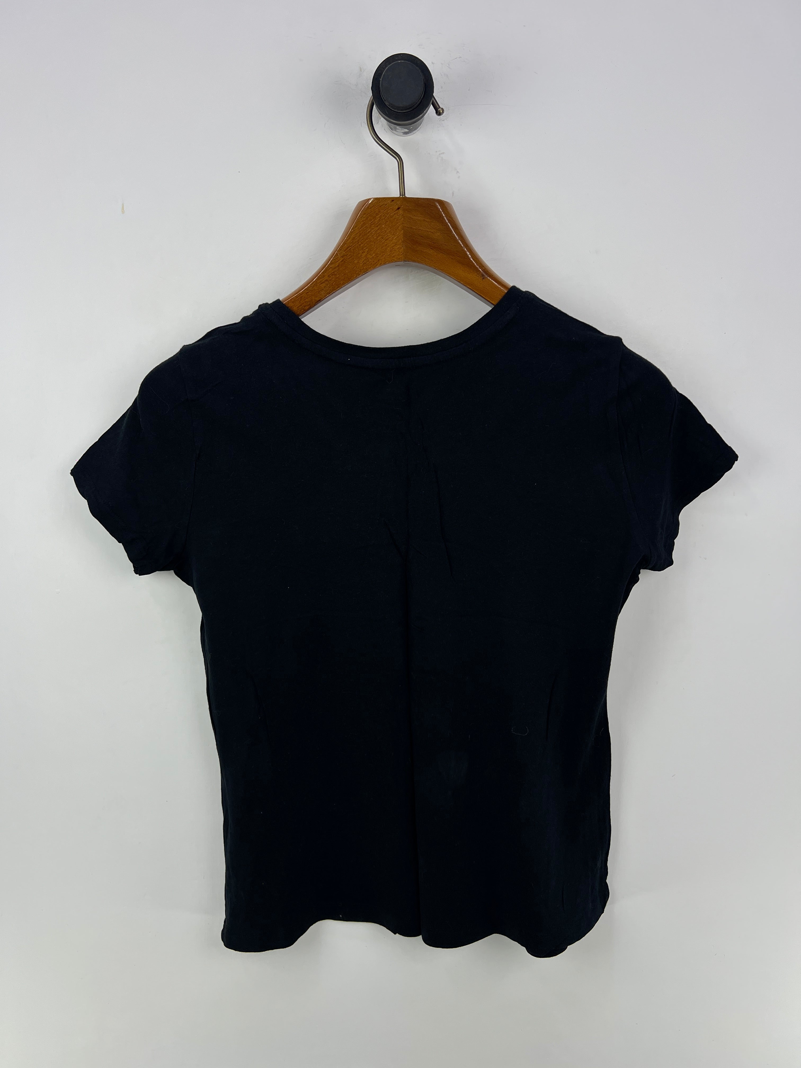 Banana Republic T-Shirt (Women) (Small)