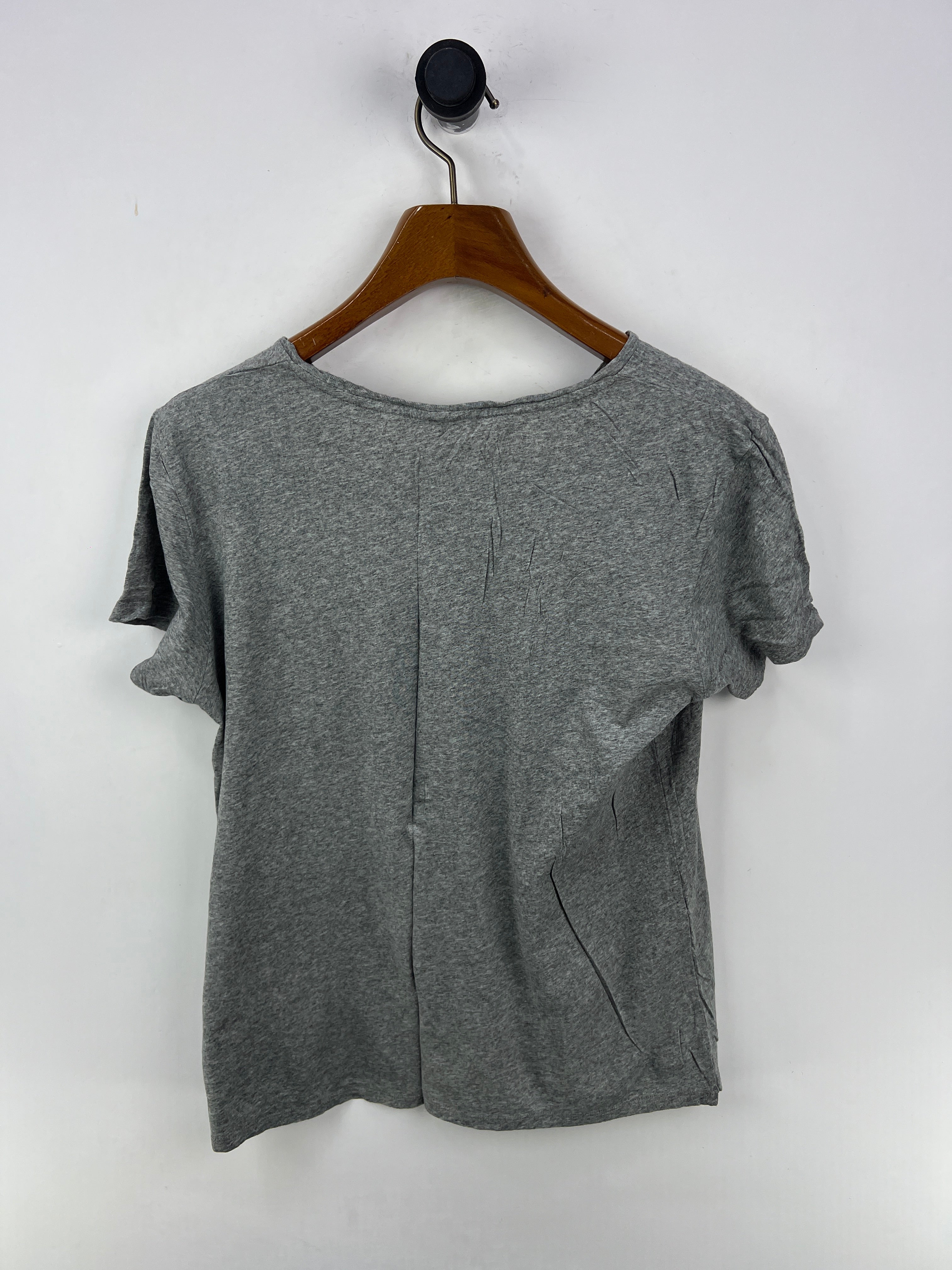 Levis T-Shirt (Women) (Medium)
