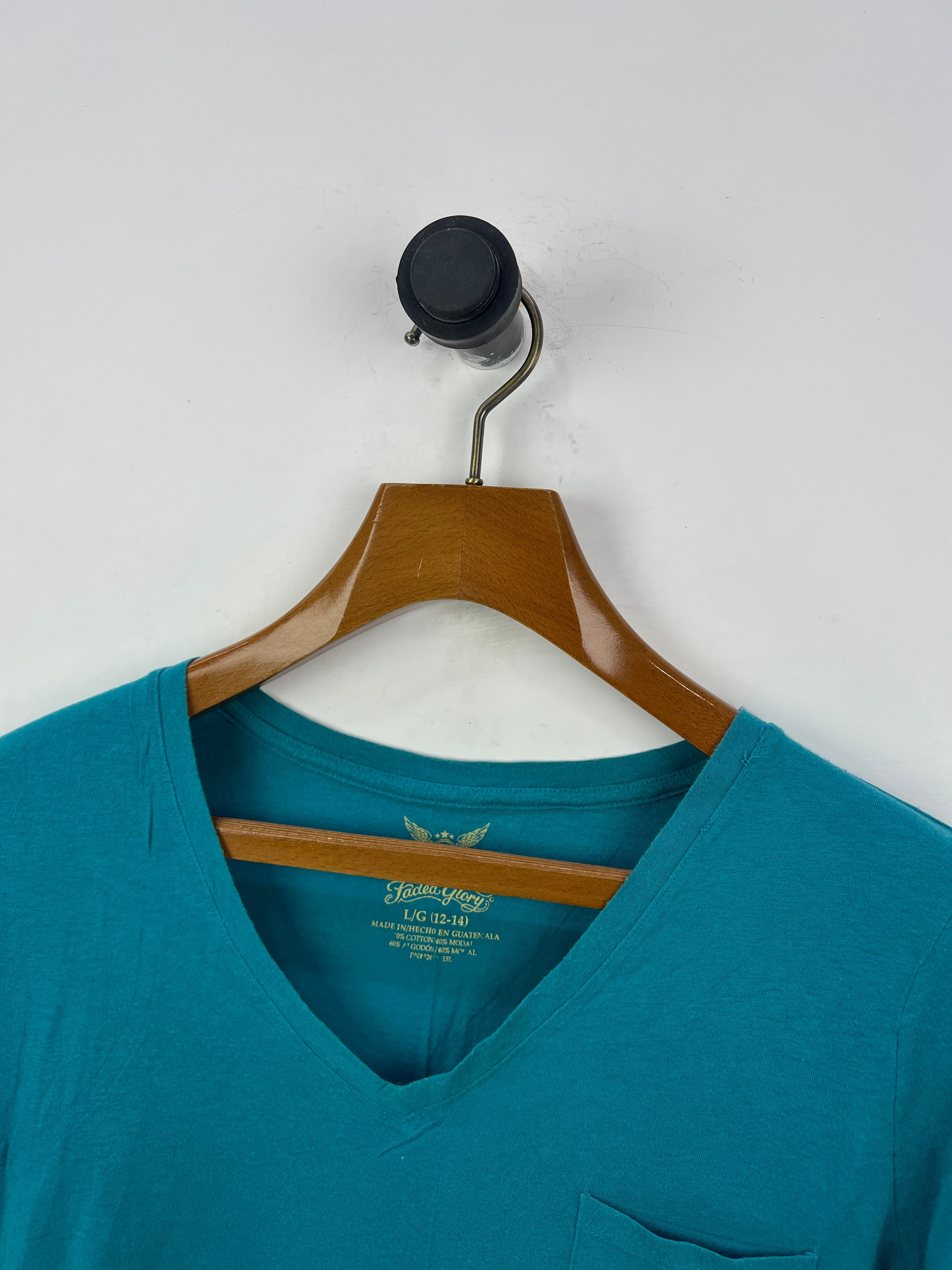 Faded Glory T-Shirt (Women) (Medium)