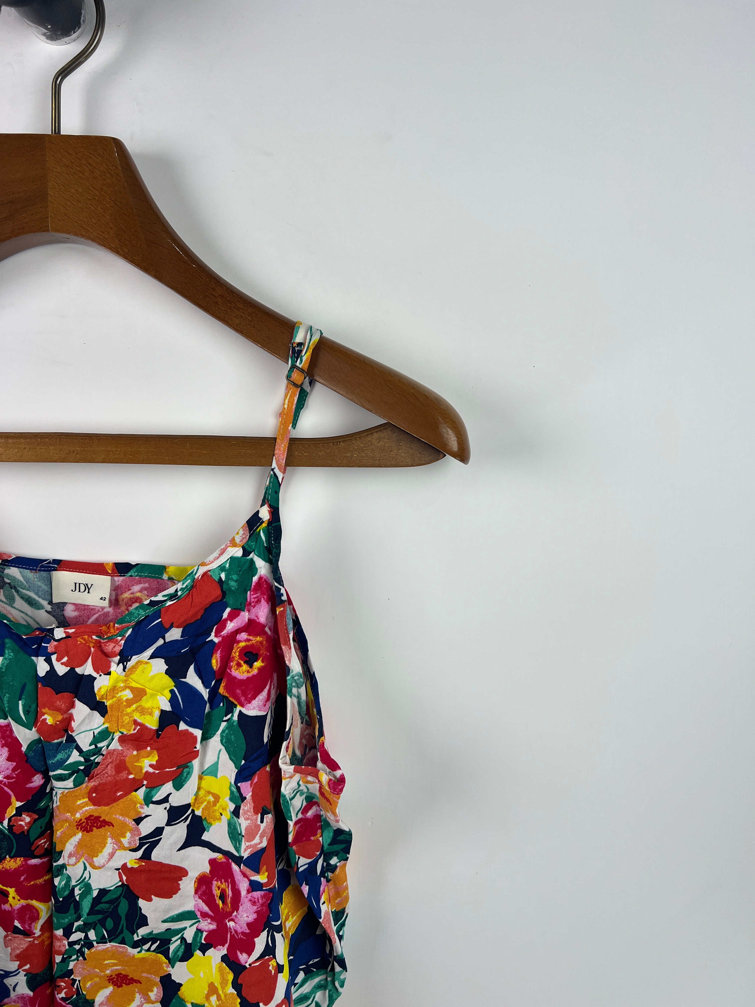 JDY Tank Top (Women) (Medium)