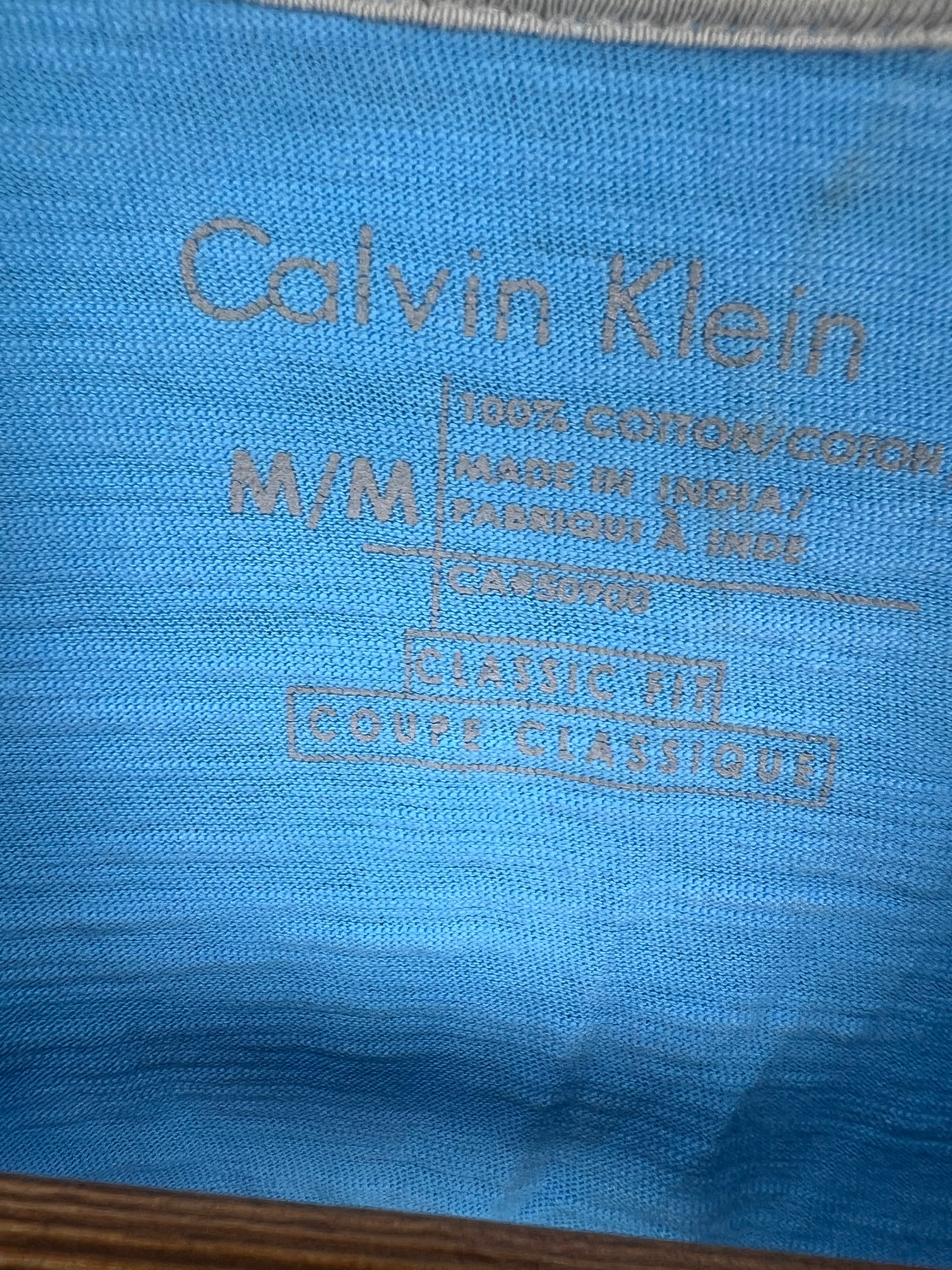 Calvin Klein T-Shirt (Women) (Medium)