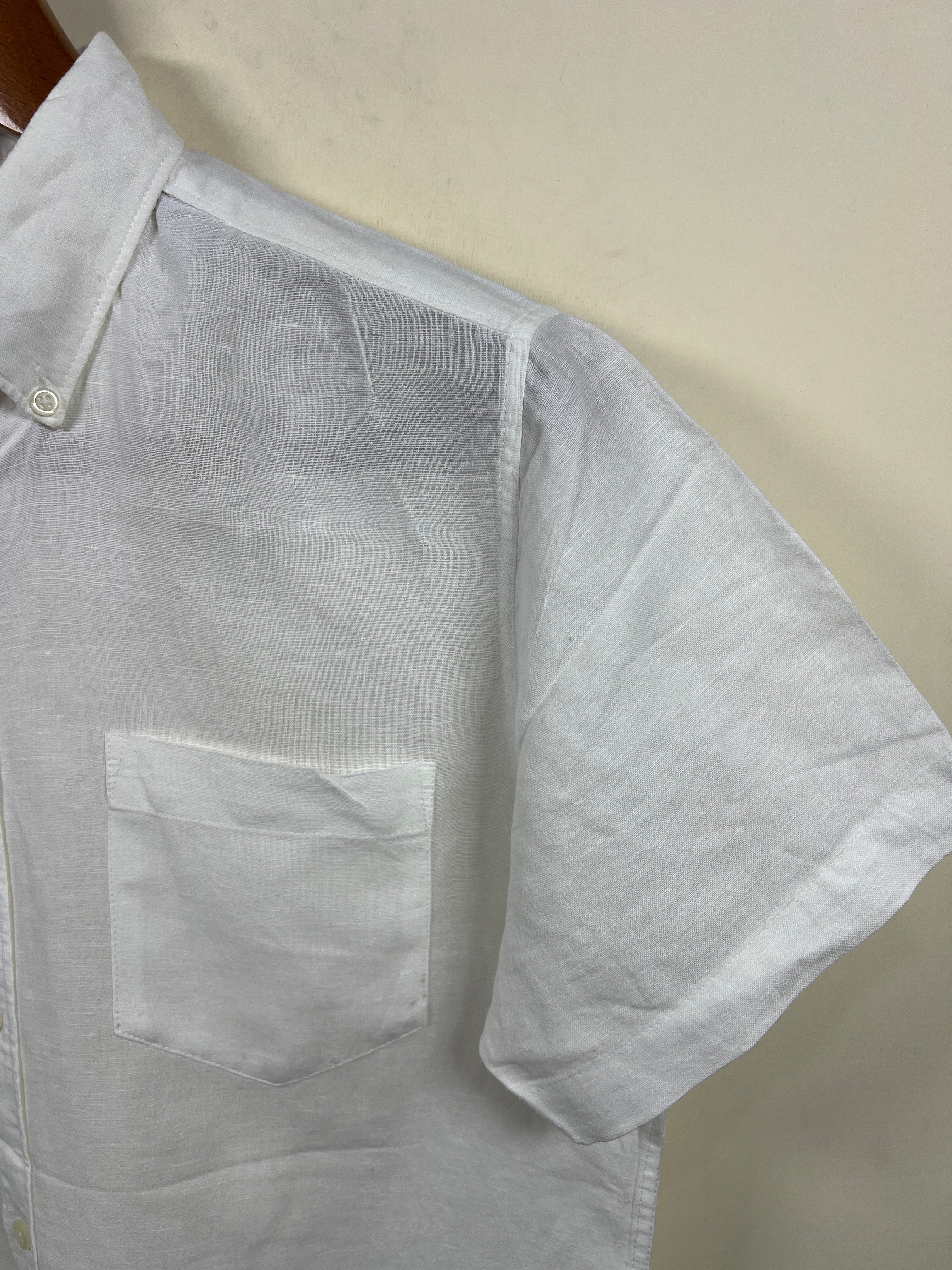 Harry Kent Linen Shirt (Small-Medium)