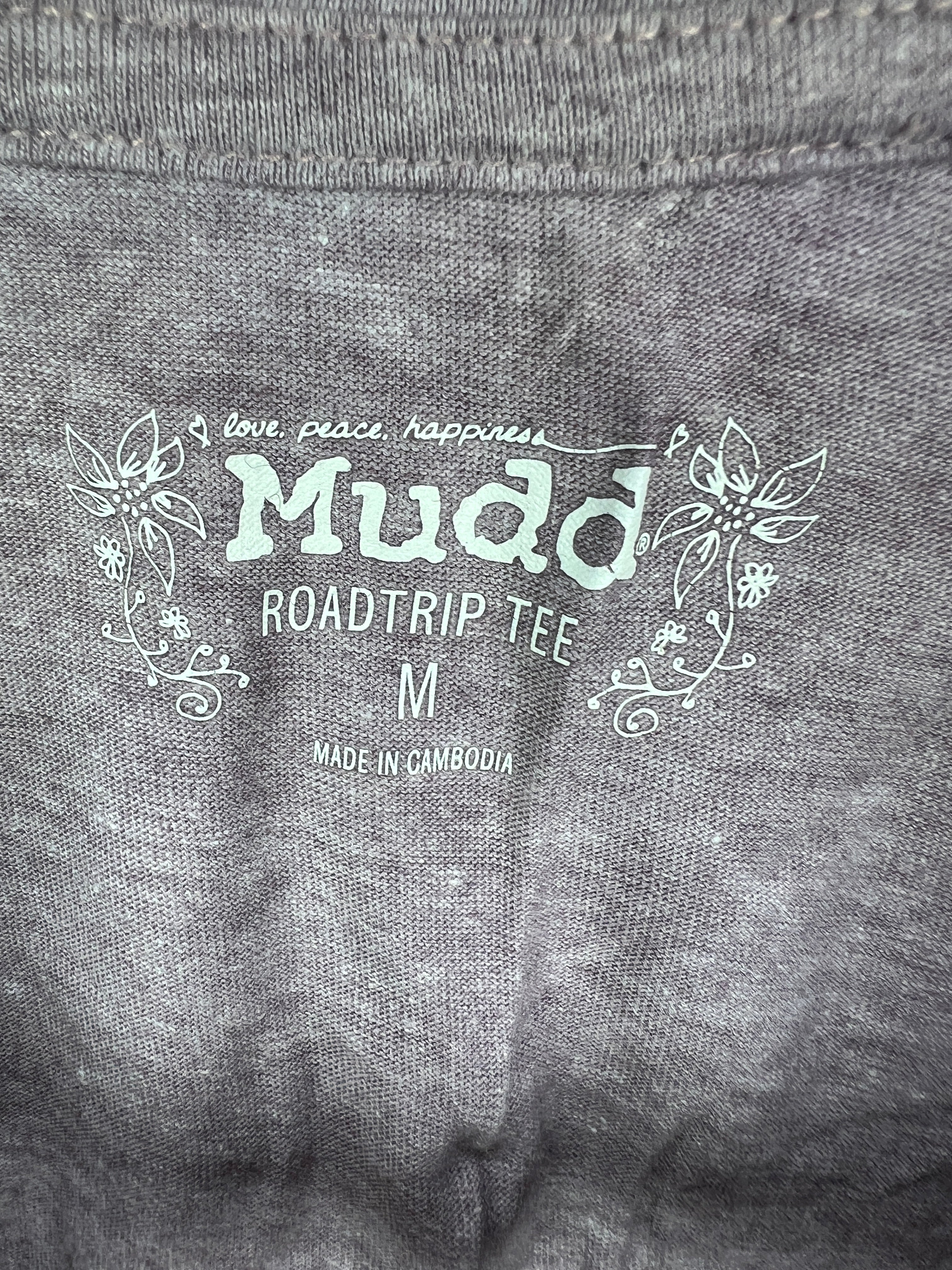 Mudd T-Shirt (Women) (Medium)