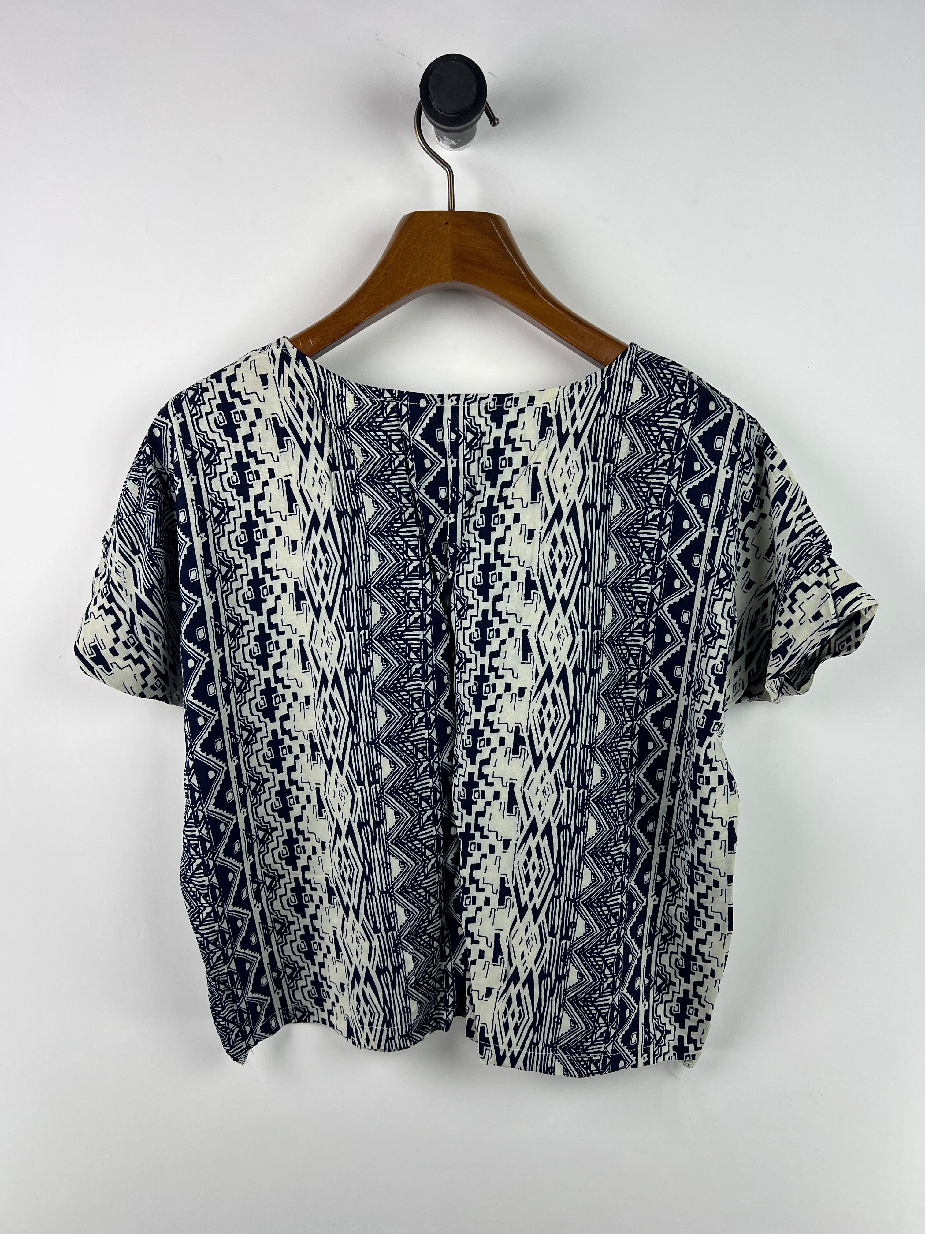 Blouse (Women) (Medium-Large)