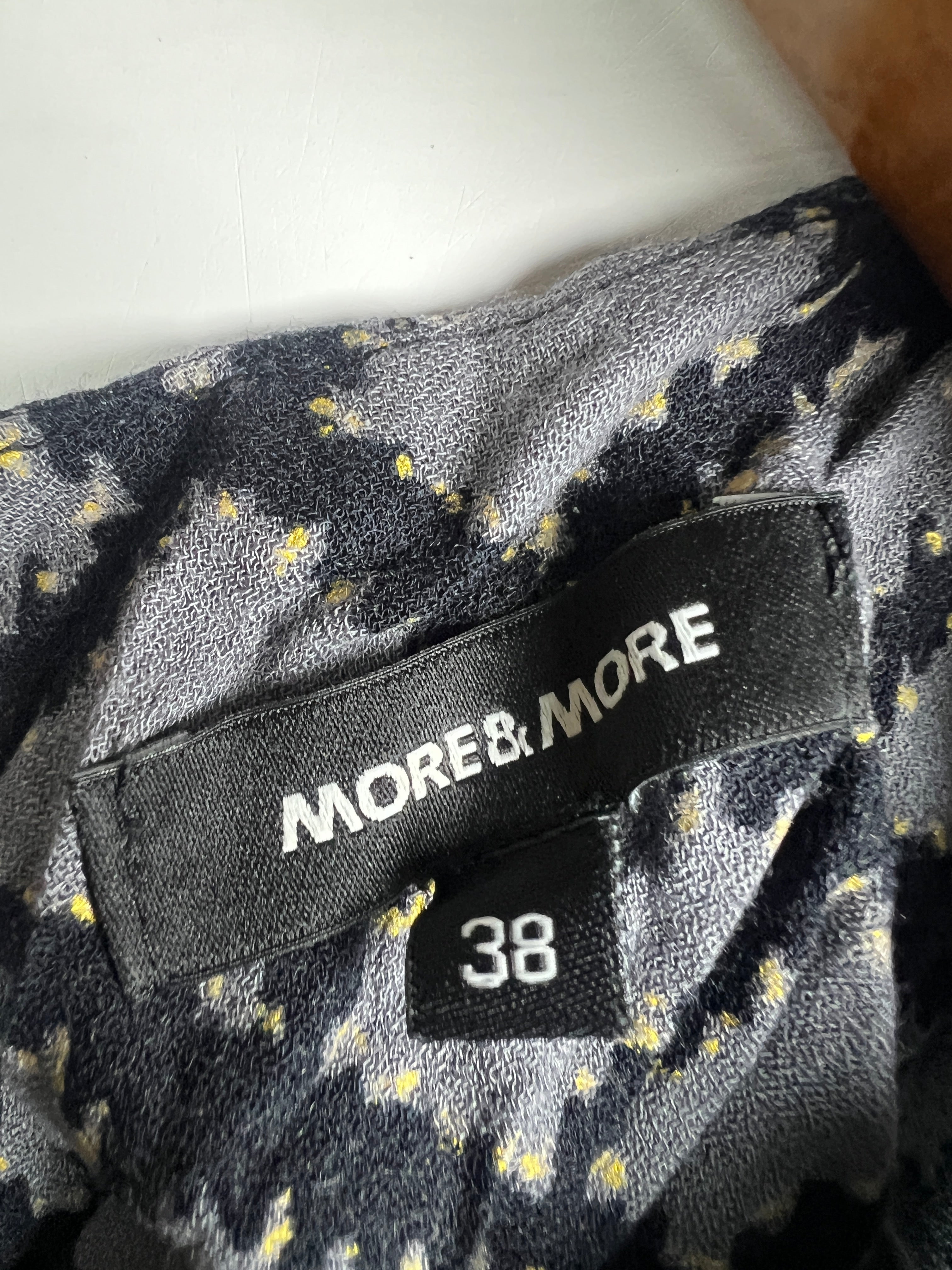 More Blouse (Women) (Small-Medium)