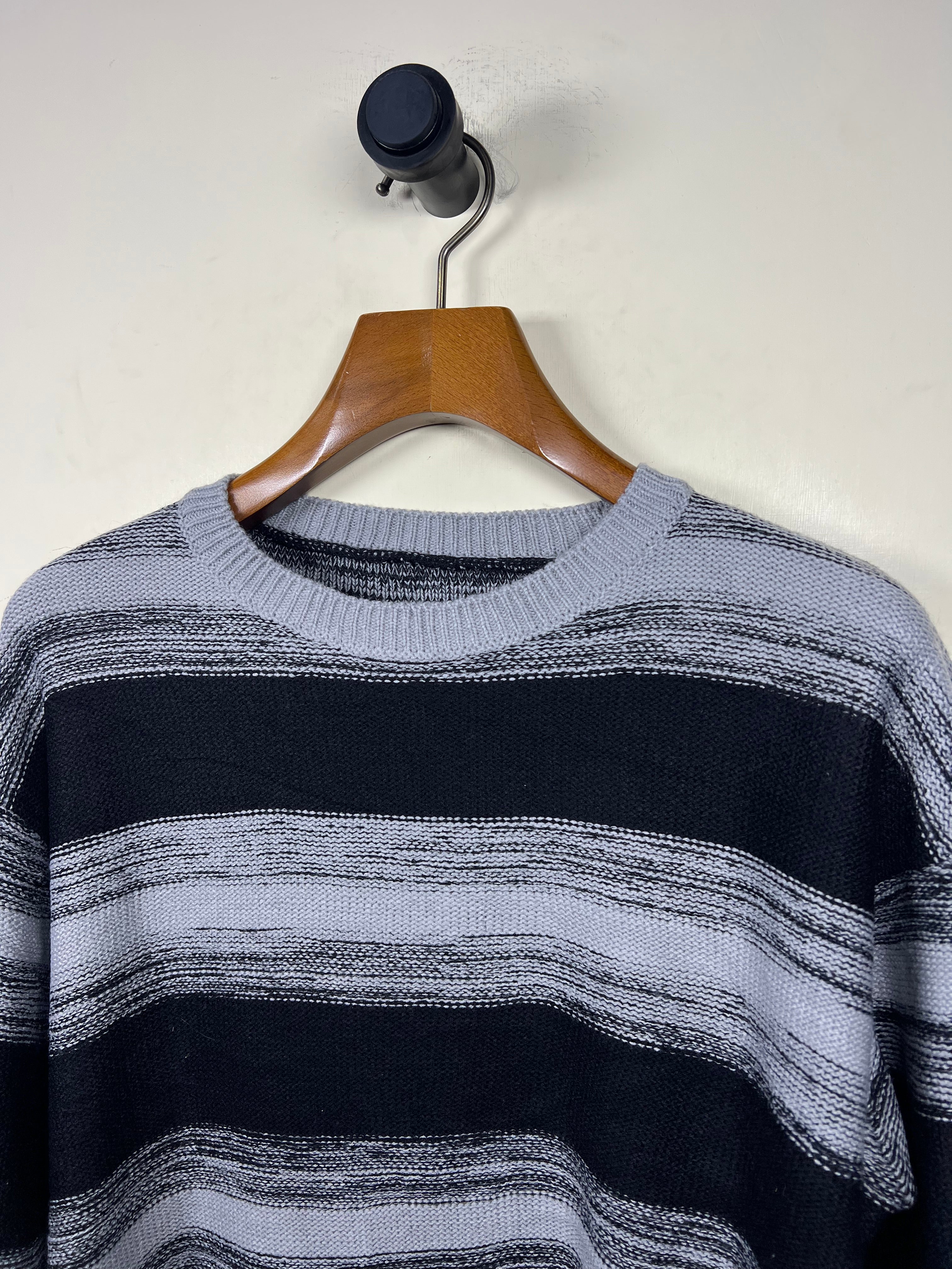Sweater (Large)