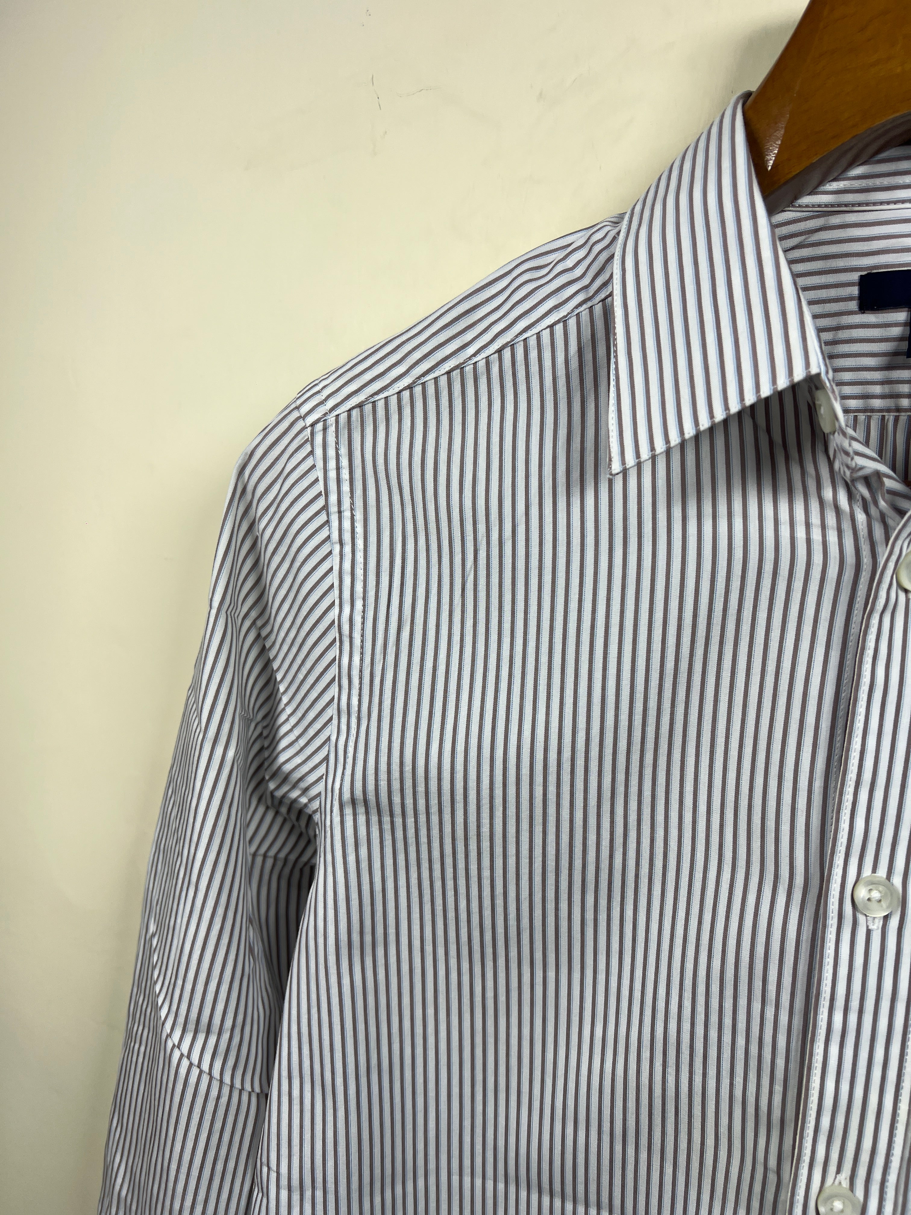 Gap Shirt (Small)
